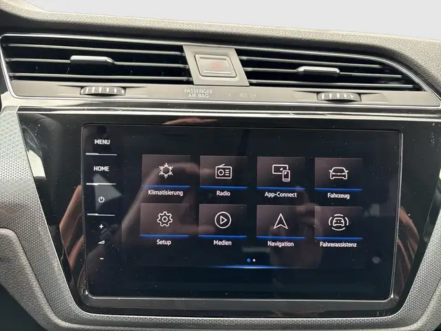 Volkswagen Touran view 14