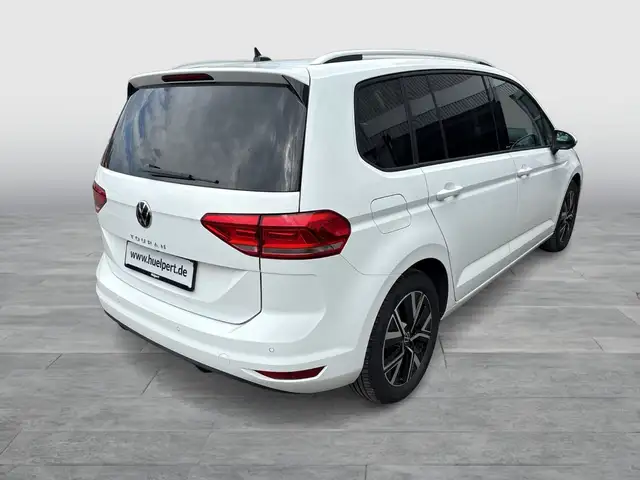 Volkswagen Touran view 5