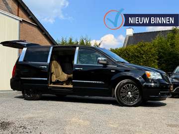 3.6 V6 LIMITED S BLACK 3xTV/DVD/STOELVERW.