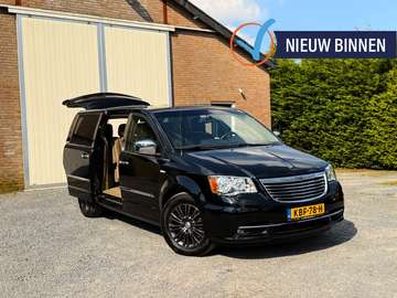 3.6 V6 LIMITED S BLACK 3xTV/DVD/STOELVERW.