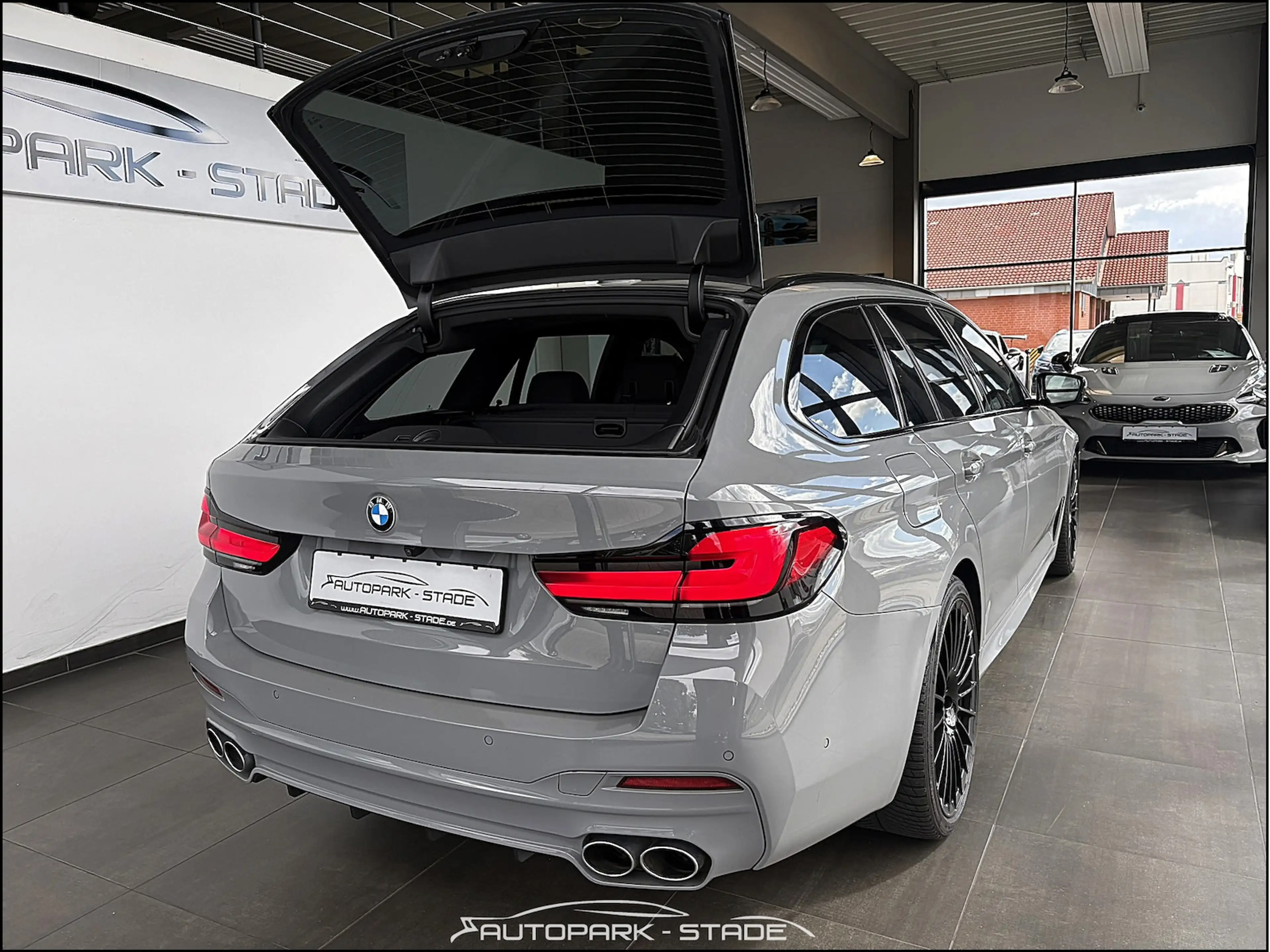 BMW 540 Alpina D5 S Biturbo touring Laser — photo 7