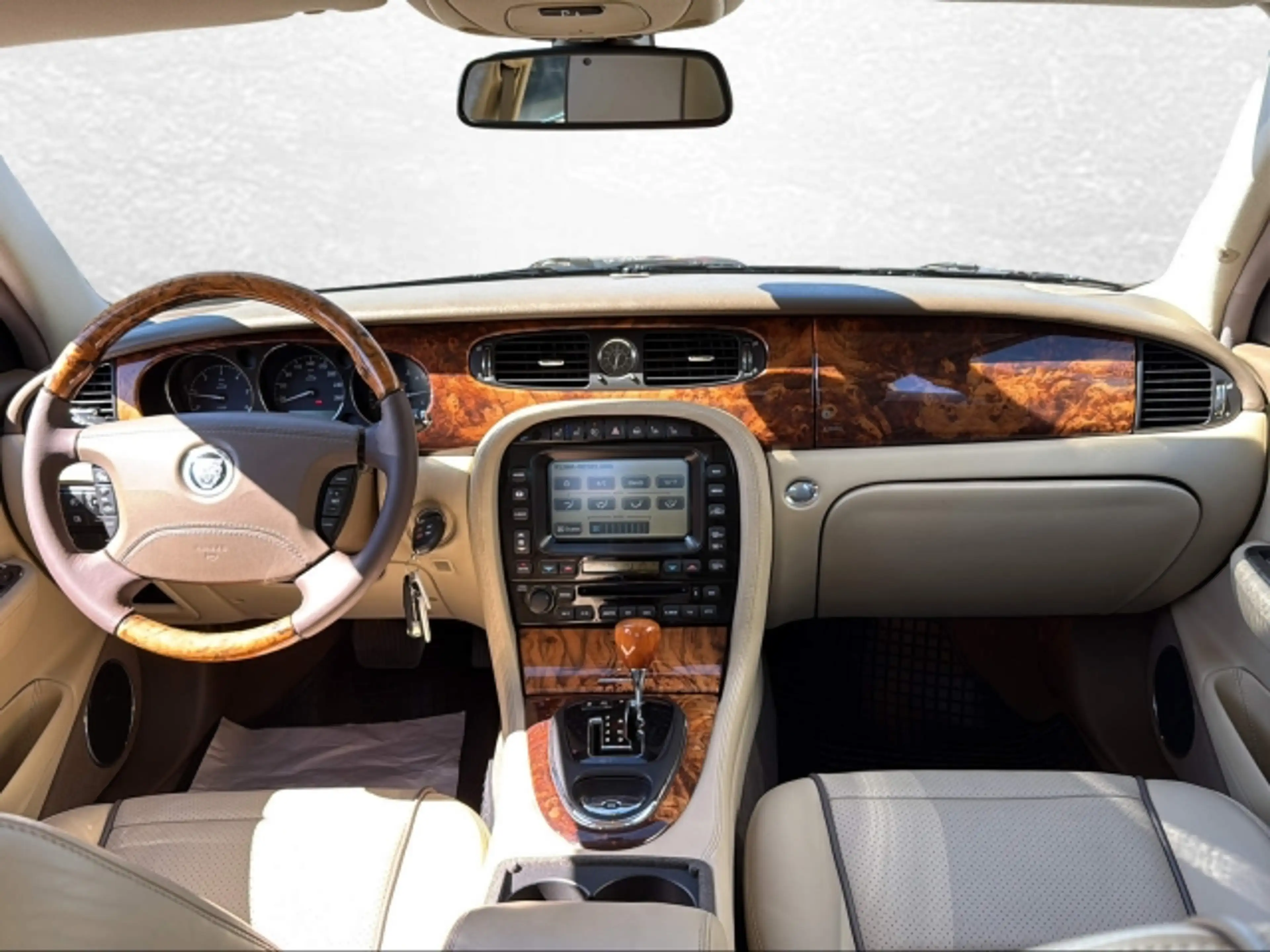 Jaguar XJ 2,7D 207PS Executive — photo 10