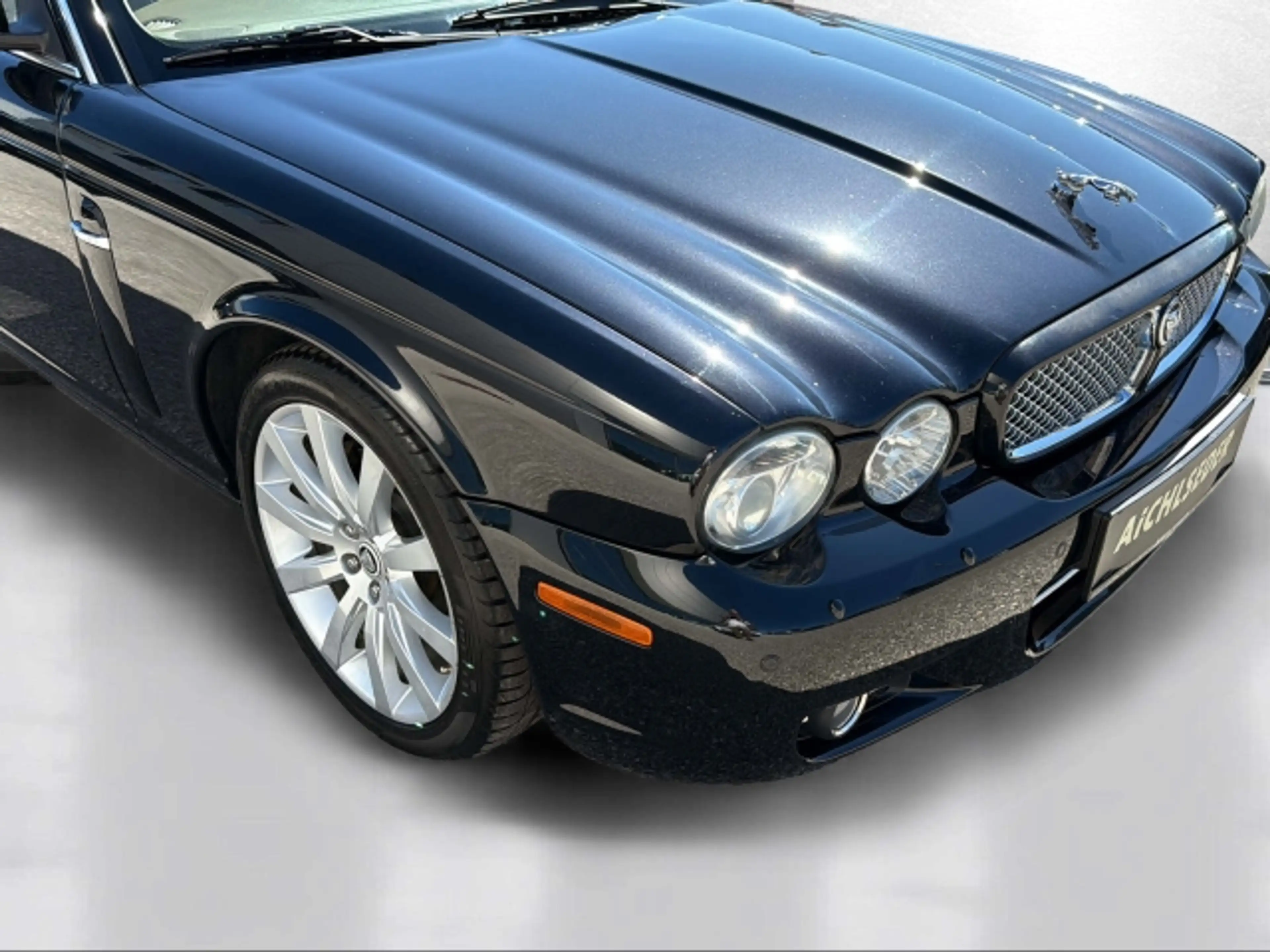 Jaguar XJ 2,7D 207PS Executive — photo 8