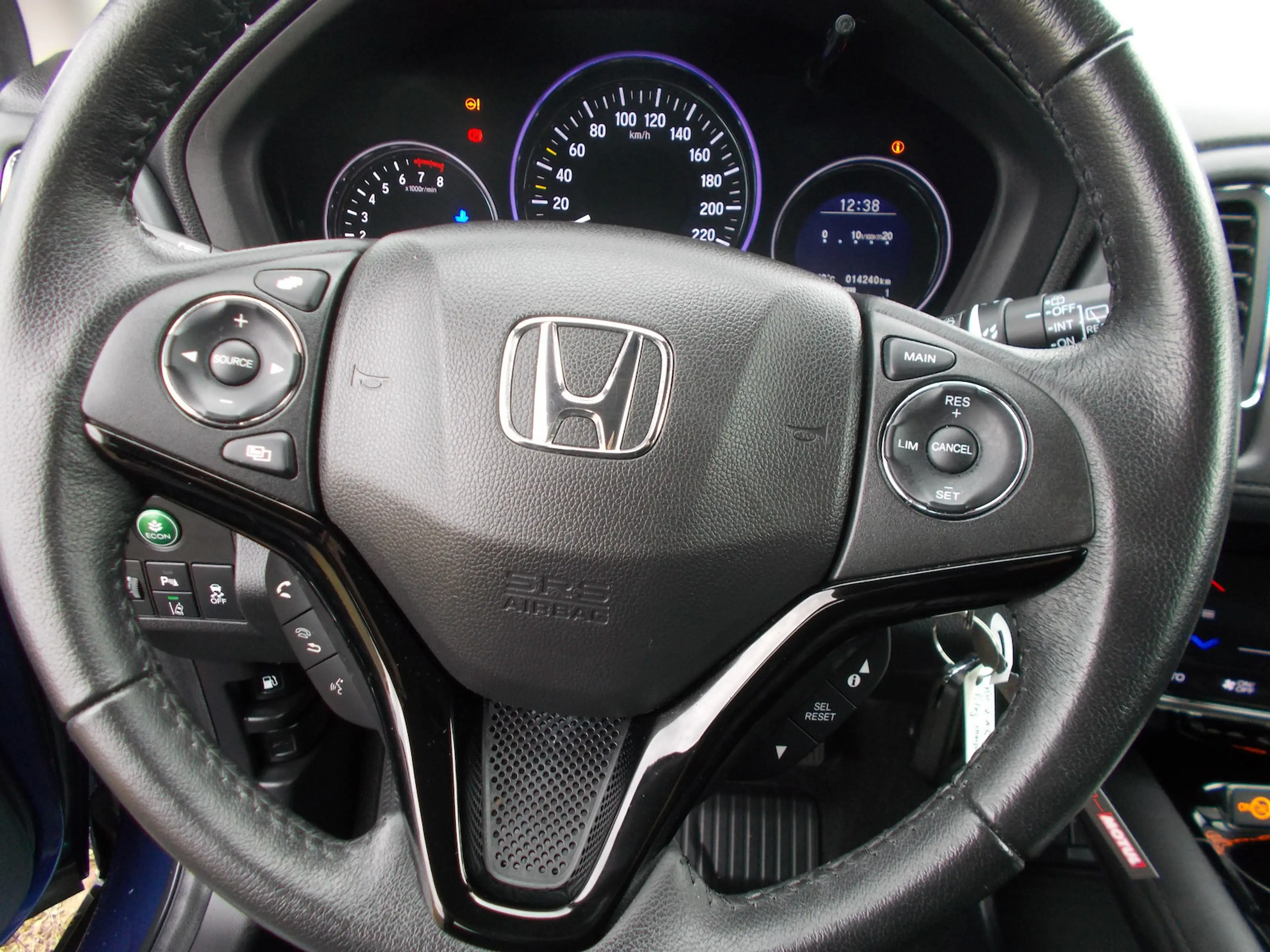 Honda HR-V 1,5 i-VTEC Elegance — photo 15