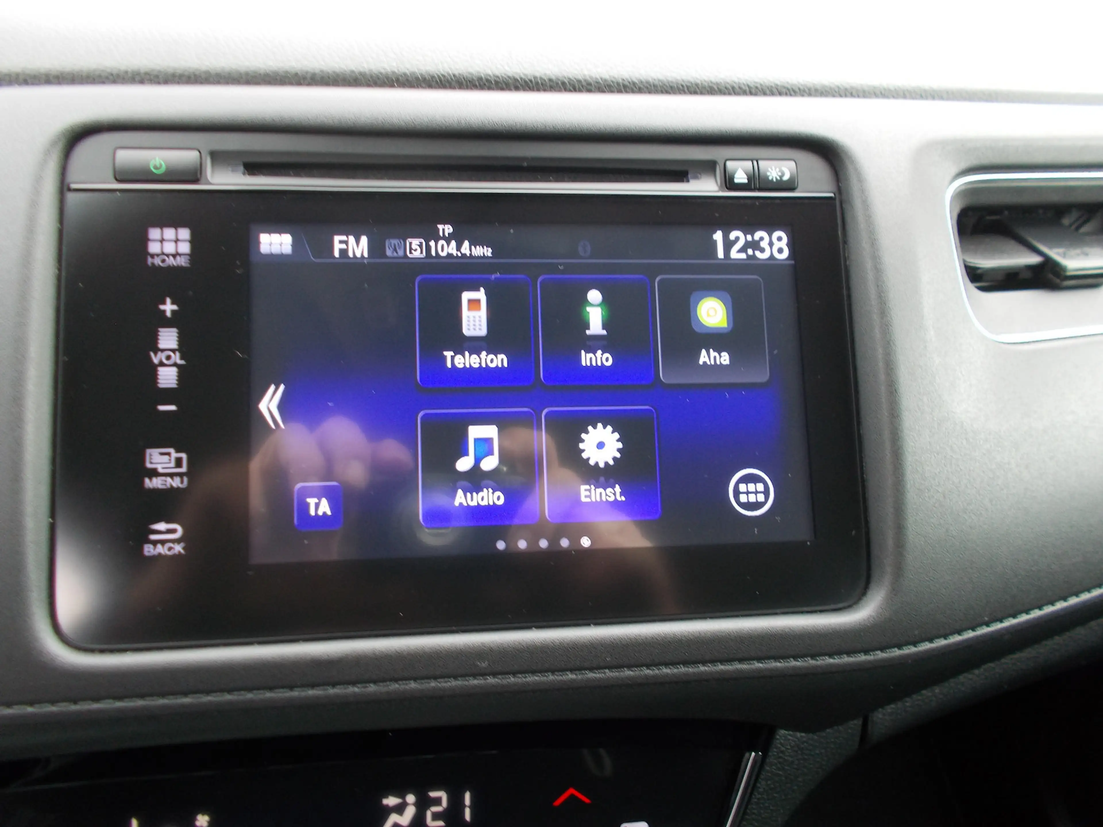 Honda HR-V 1,5 i-VTEC Elegance — photo 13