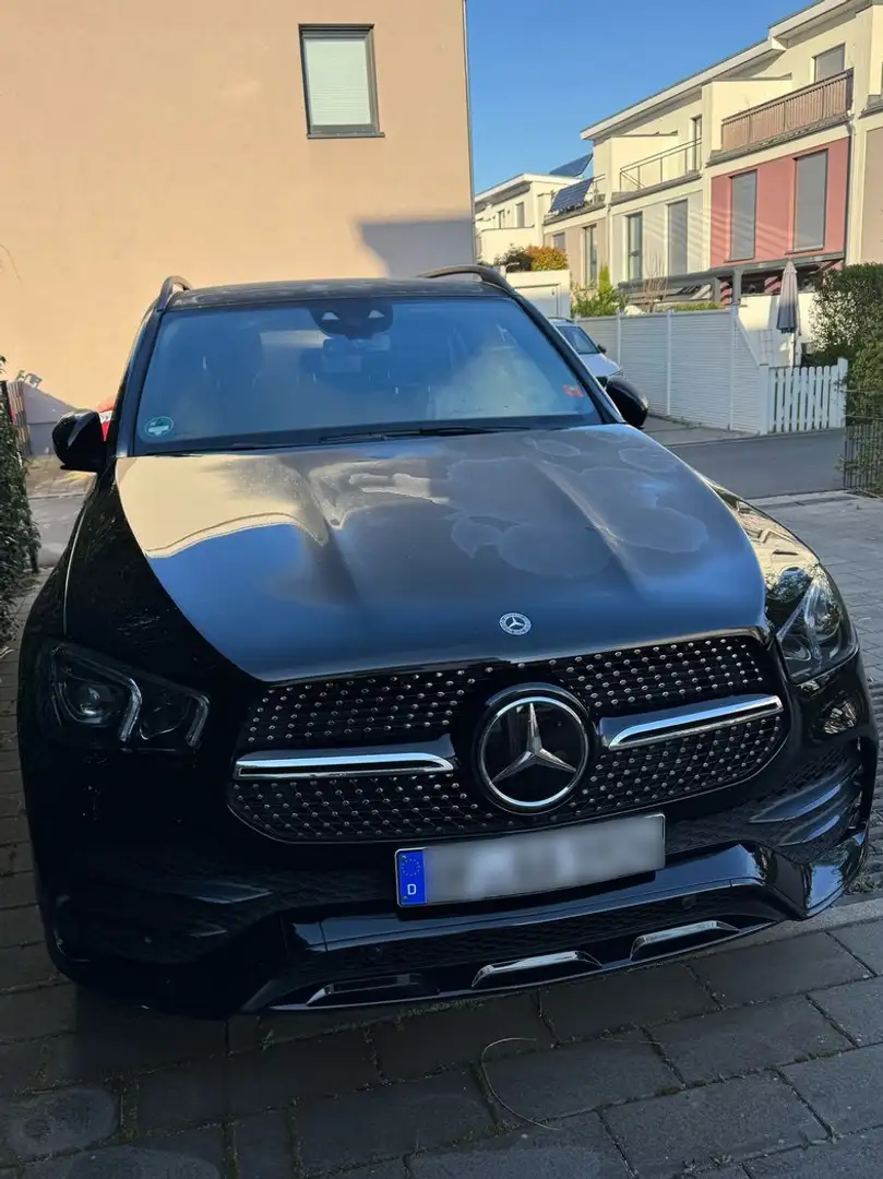 Mercedes-Benz GLE 300 GLE 300 d 4Matic 9G-TRONIC AMG Line Schwarz - 1