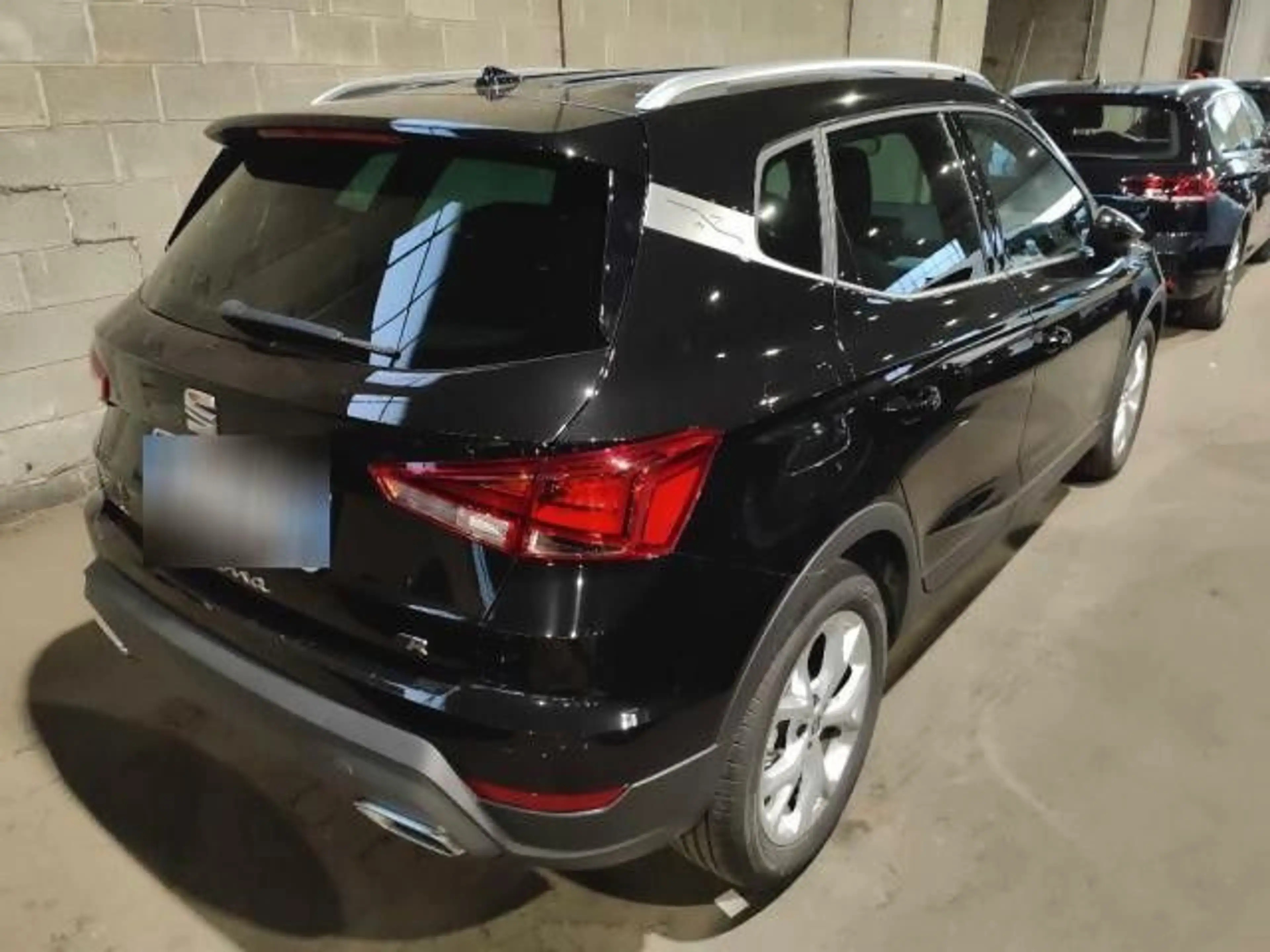 SEAT Arona FR-Line  1.0TSI DSG PDC Alu17 LED — photo 4
