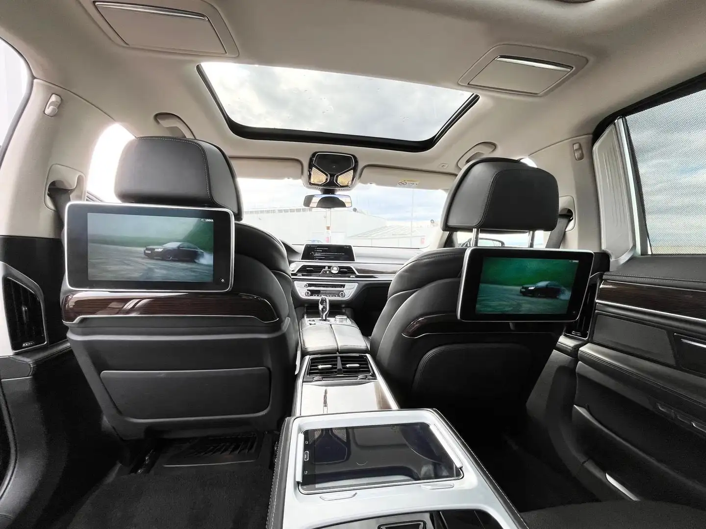 BMW 740 740Le PHEV Aut. - 1