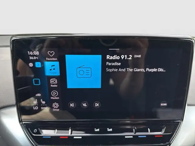 Volkswagen Id.4 view 13