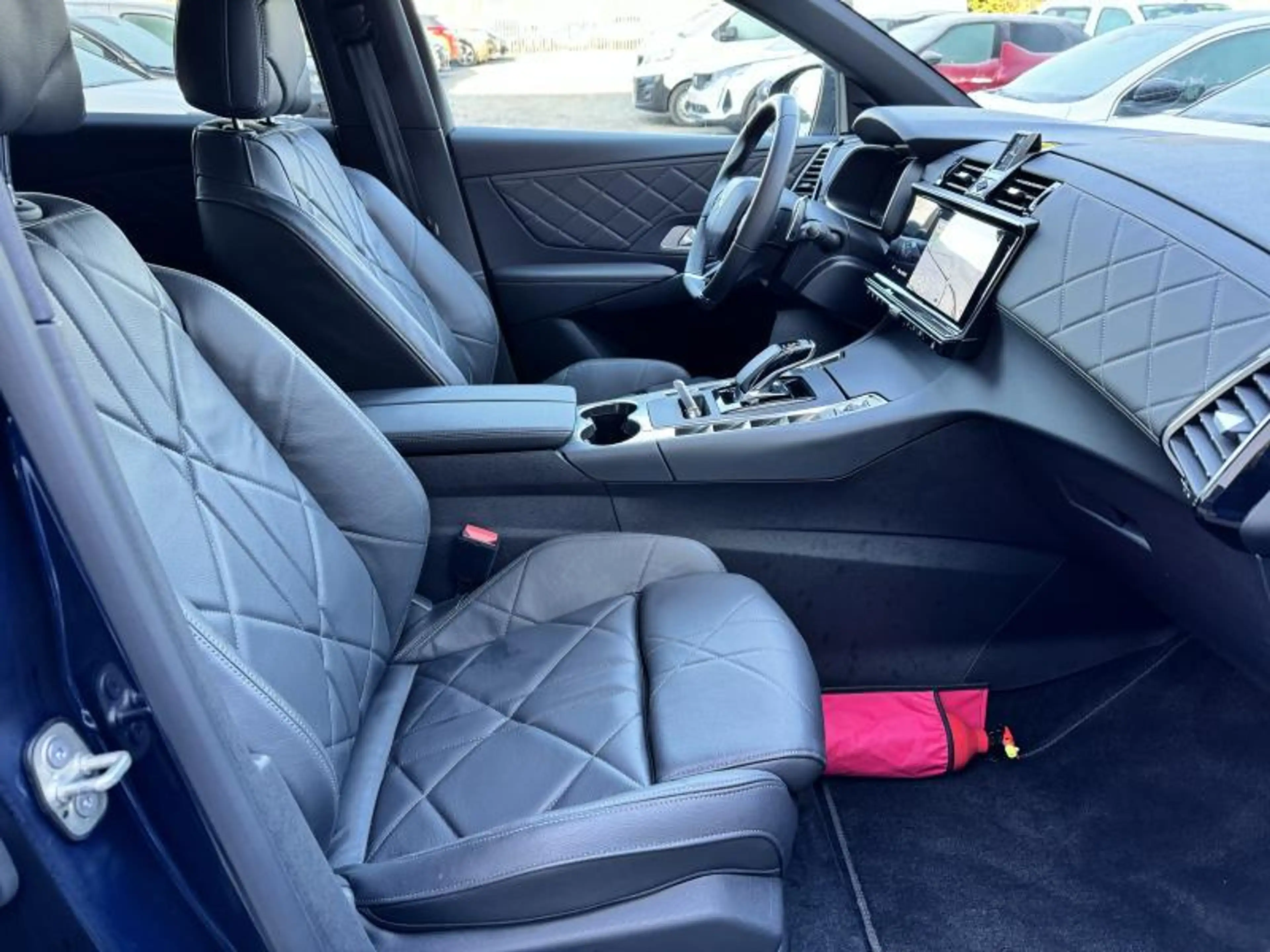 DS Automobiles DS 7 ***Bastille E-Tense 225*** — photo 13