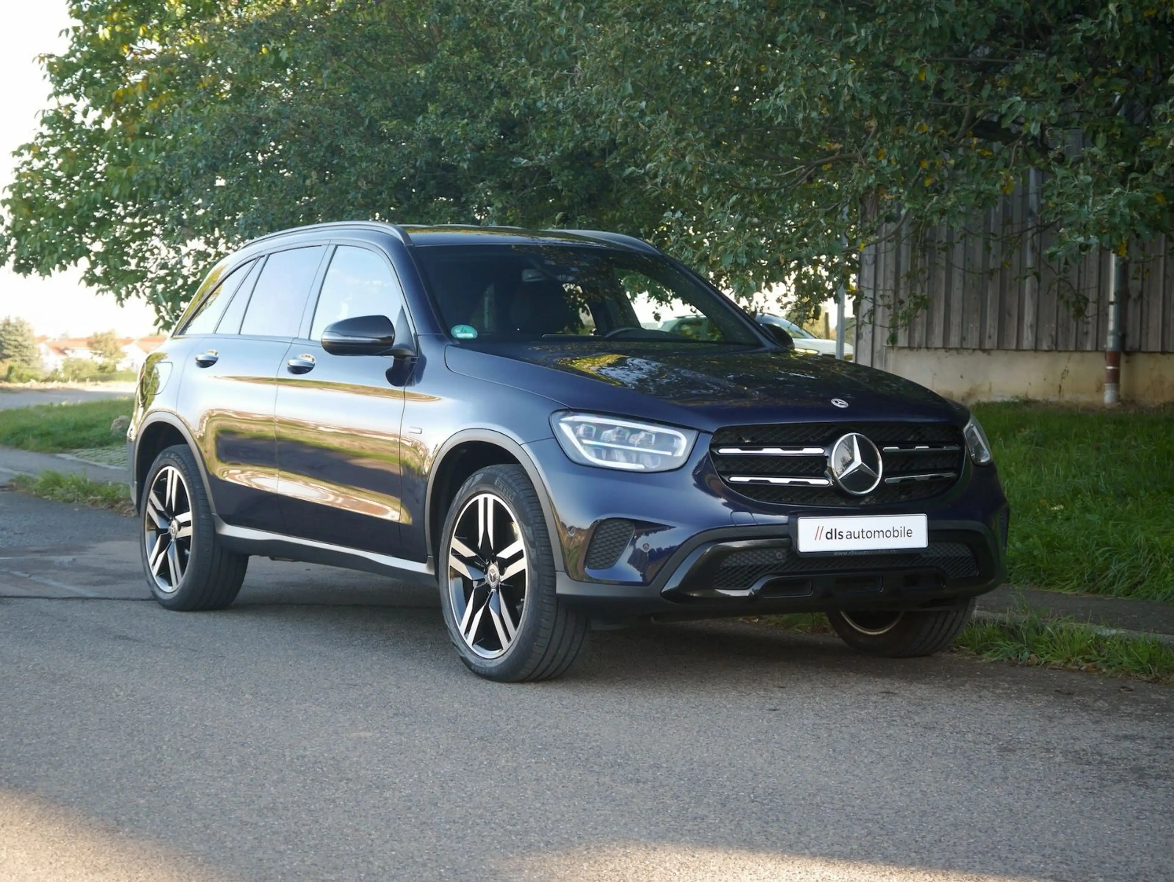 Mercedes-Benz GLC 300 e 4Matic Plug-In-Hybrid//AMG Line — photo 14
