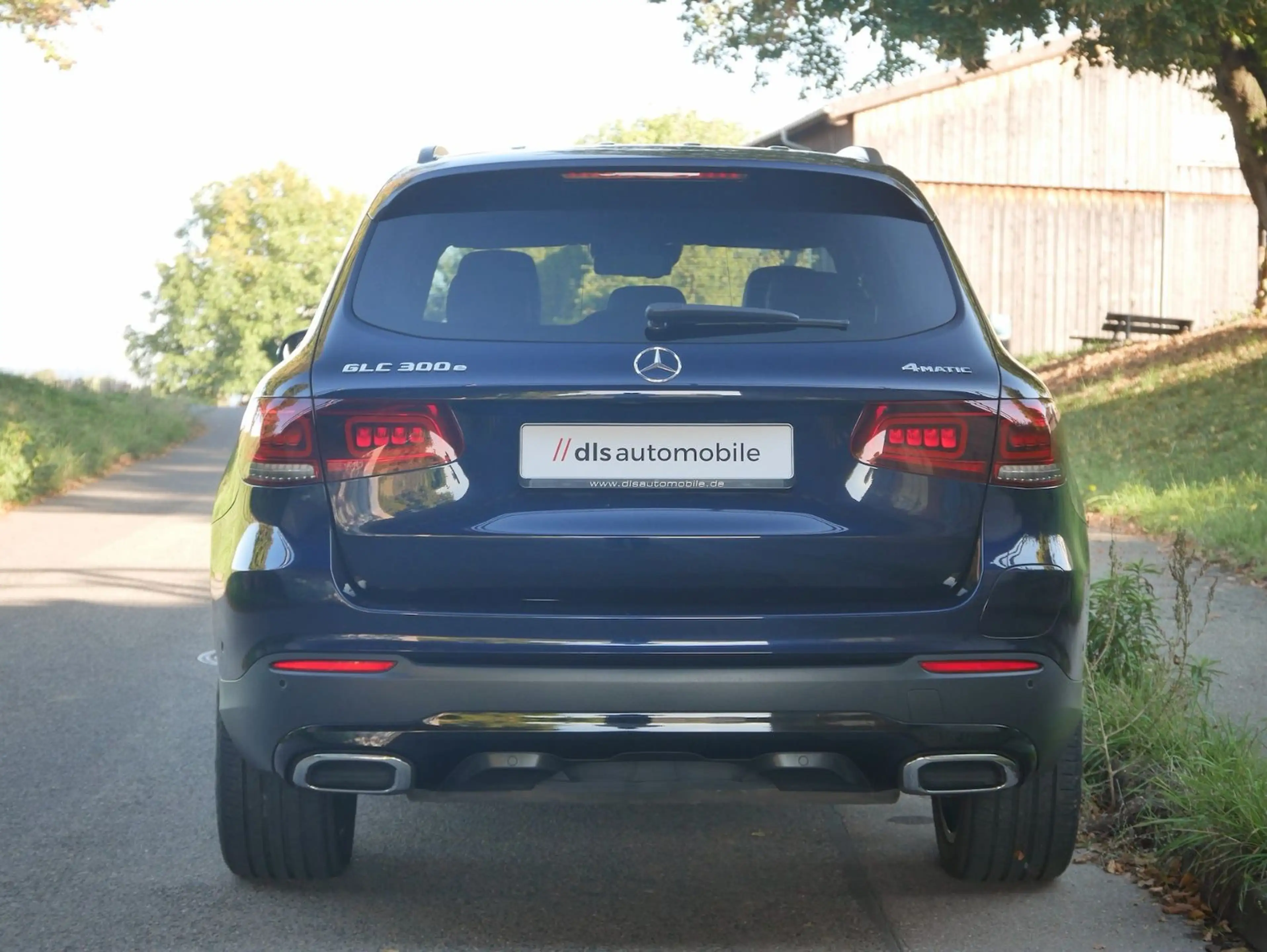 Mercedes-Benz GLC 300 e 4Matic Plug-In-Hybrid//AMG Line — photo 10