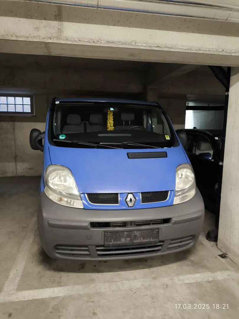 Renault Trafic L1H1 2,9t (9 Sitze) verglast - 2