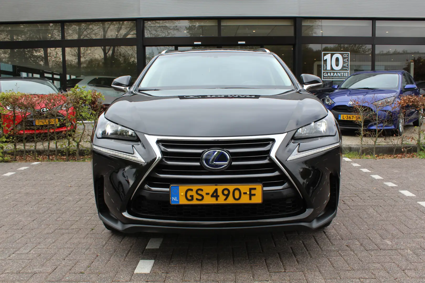 Lexus NX 300h AWD 25th Edition | Rijklaar | Navi | Stoelverwarmi Fekete - 2