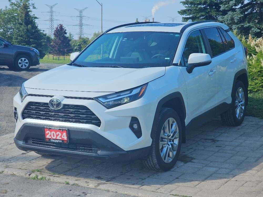 2024 Toyota RAV4 XLE XLE Premium|Leather|Roof|Alloys|CarPlay|Safety — снимка 1