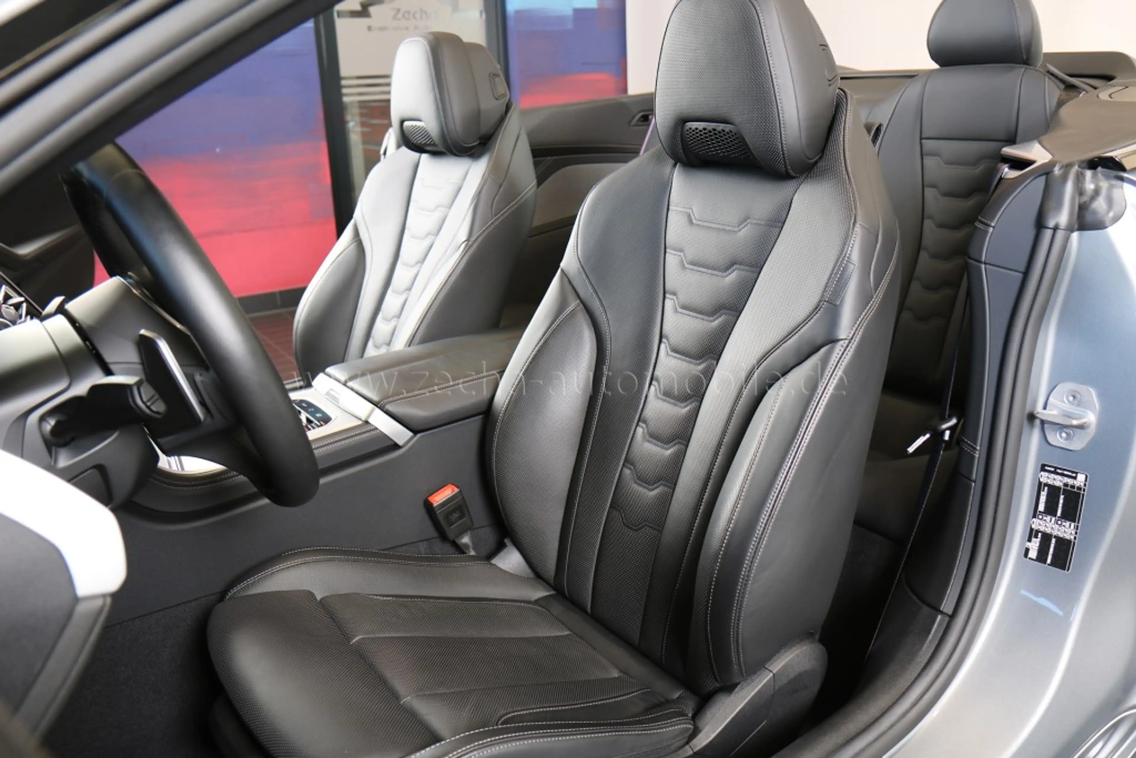 BMW 840 i Cabrio M-SportPRO.Sitzbel.ACC.Laser.360° — photo 22