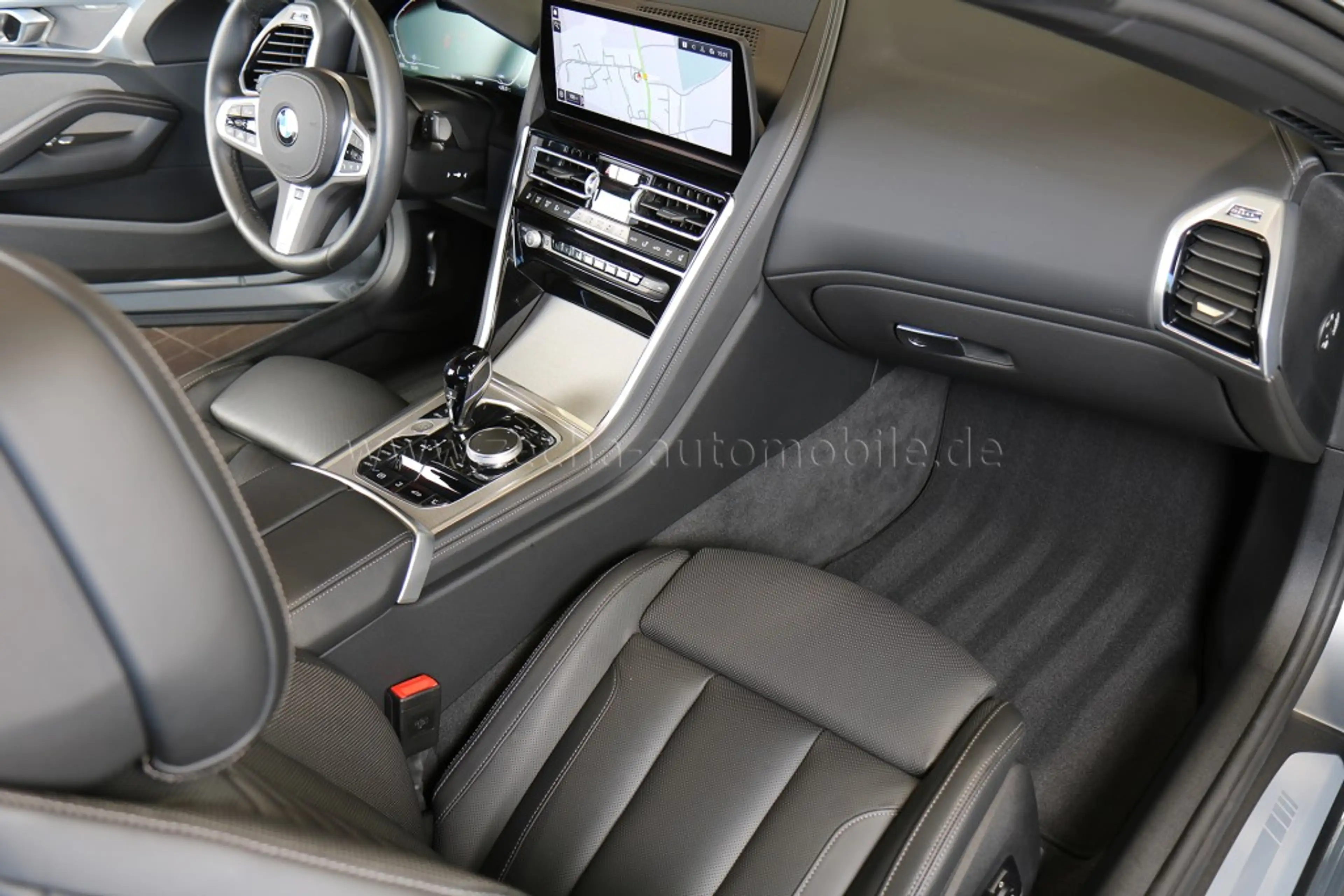 BMW 840 i Cabrio M-SportPRO.Sitzbel.ACC.Laser.360° — photo 26