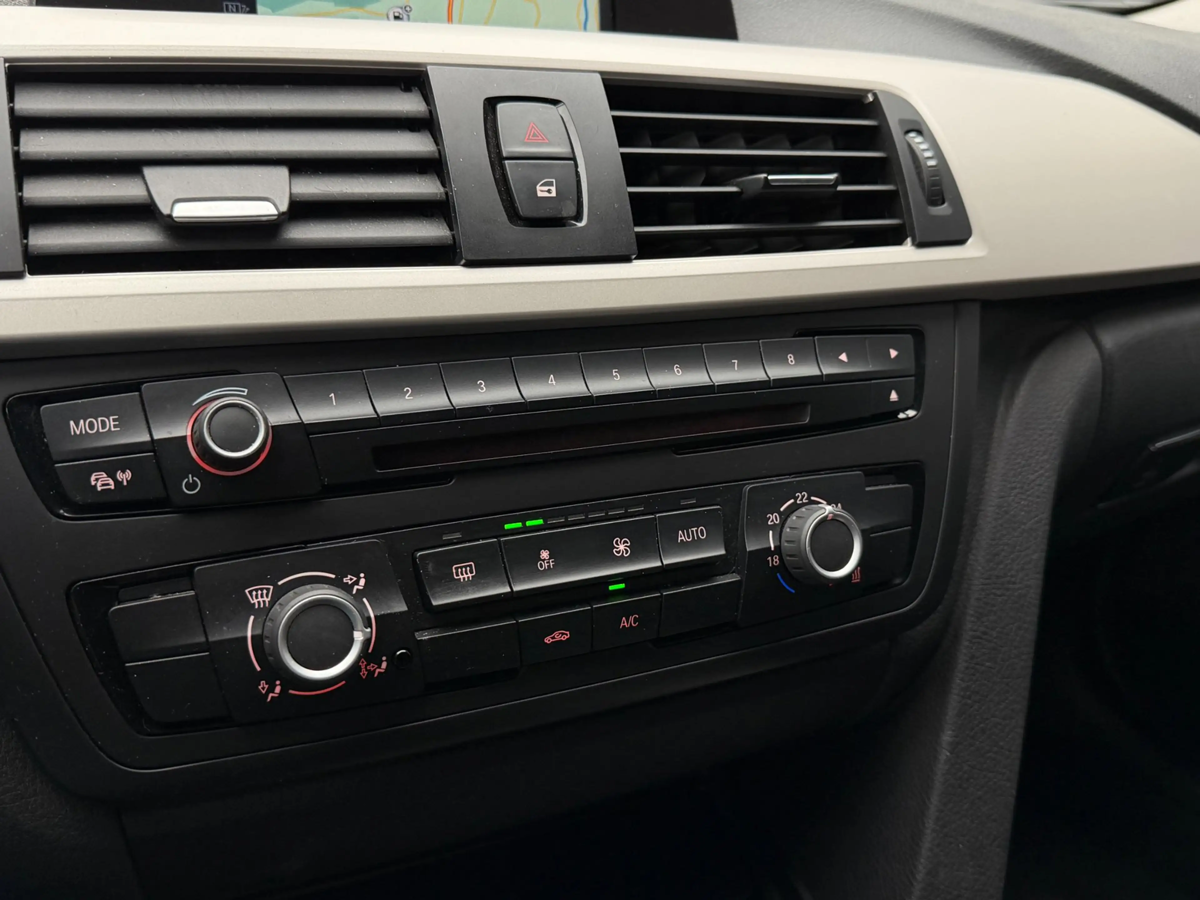 BMW 316 3-Serie 316D Business Edition Navi Leer 2015 — photo 11