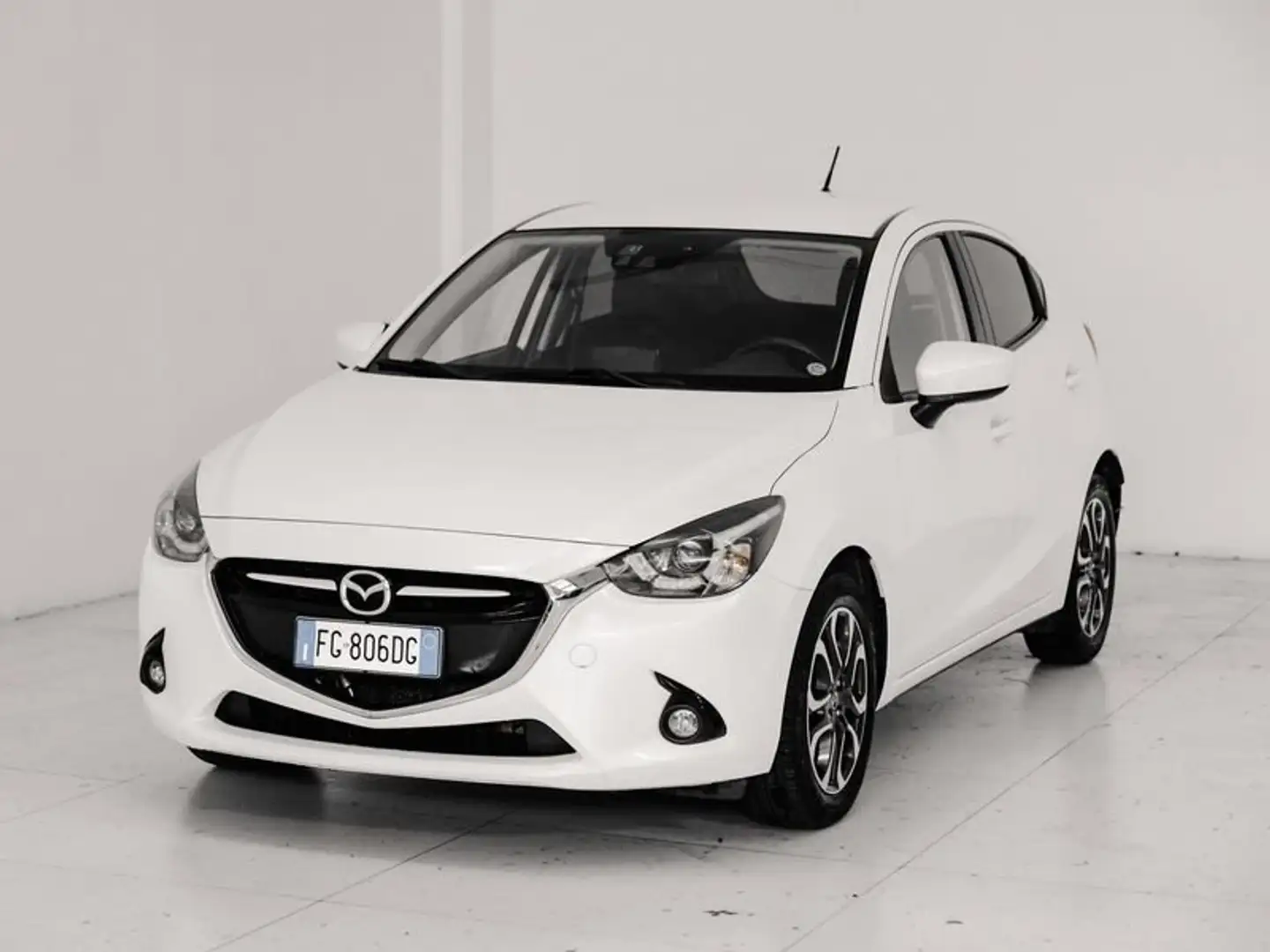 Mazda 2 1.5 105 CV Skyactiv-D Exceed White - 2