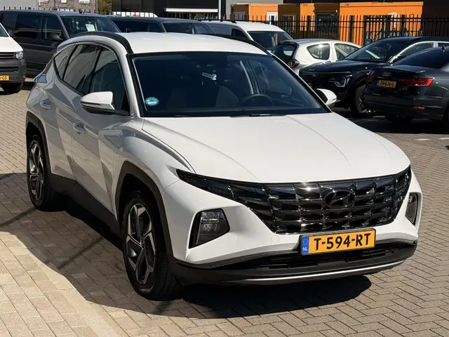 Hyundai Tucson view 8