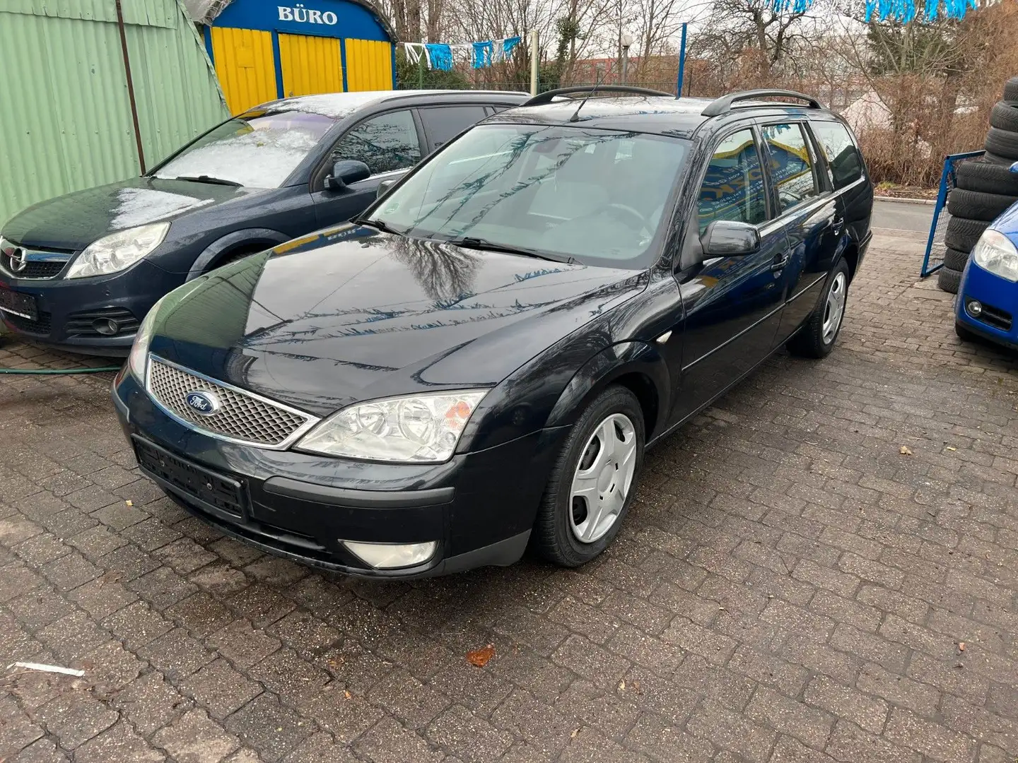 Ford Mondeo 1.8 SCI Trend Tüv Neu 01.2027 ALLWETTER. Siyah - 1