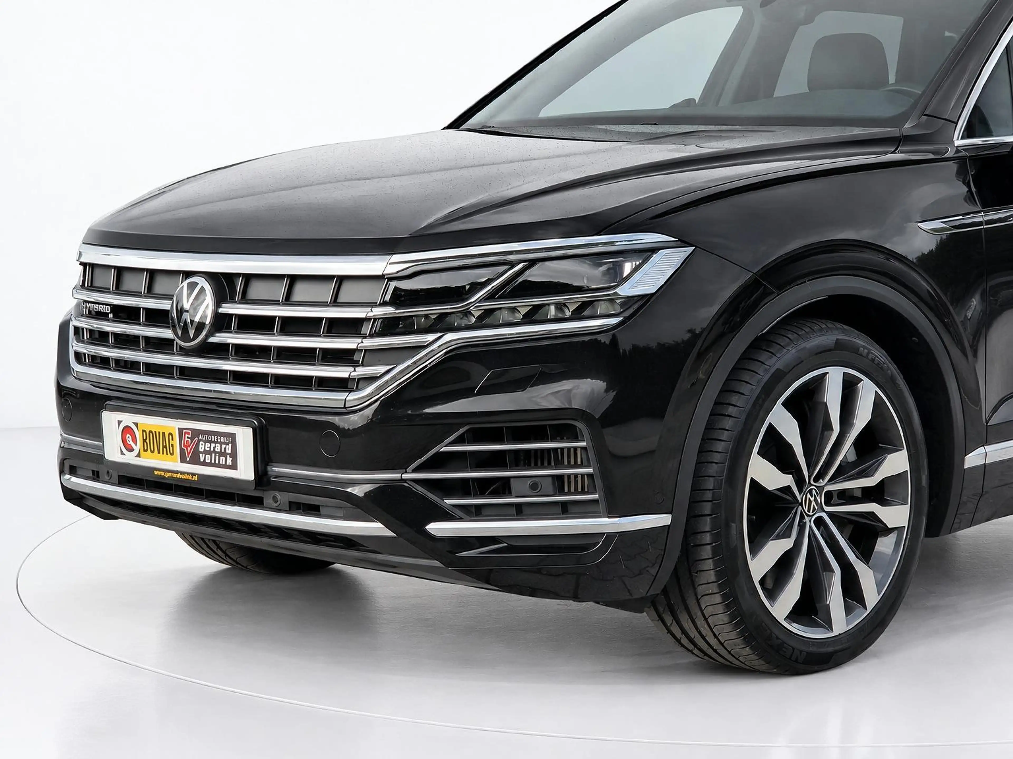 Volkswagen Touareg 3.0 TSi eHybrid 4MOTION PHEV LUCHTVERING TREKHAAK — photo 2