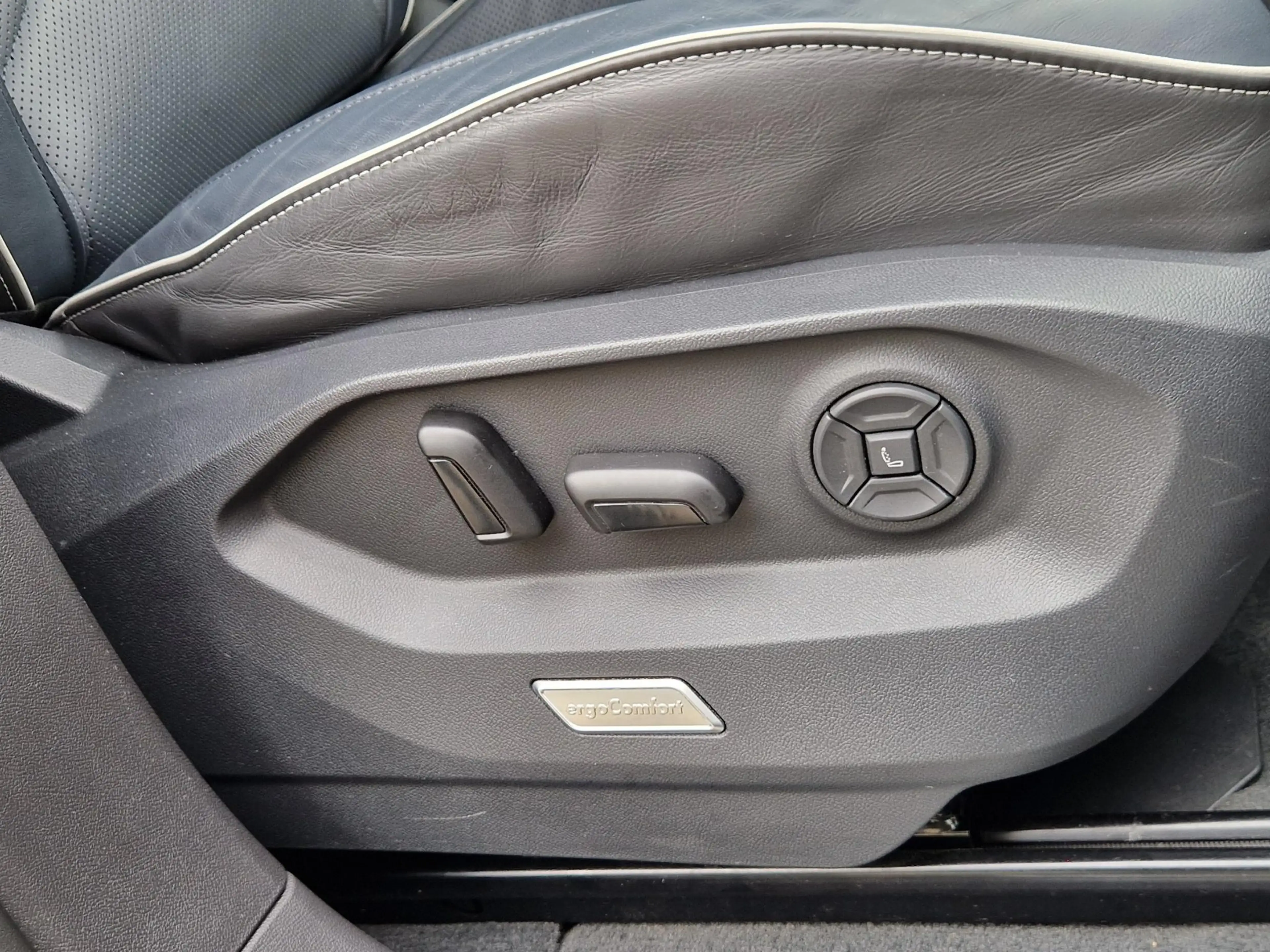 Volkswagen Touareg 3.0 TSi eHybrid 4MOTION PHEV LUCHTVERING TREKHAAK — photo 32