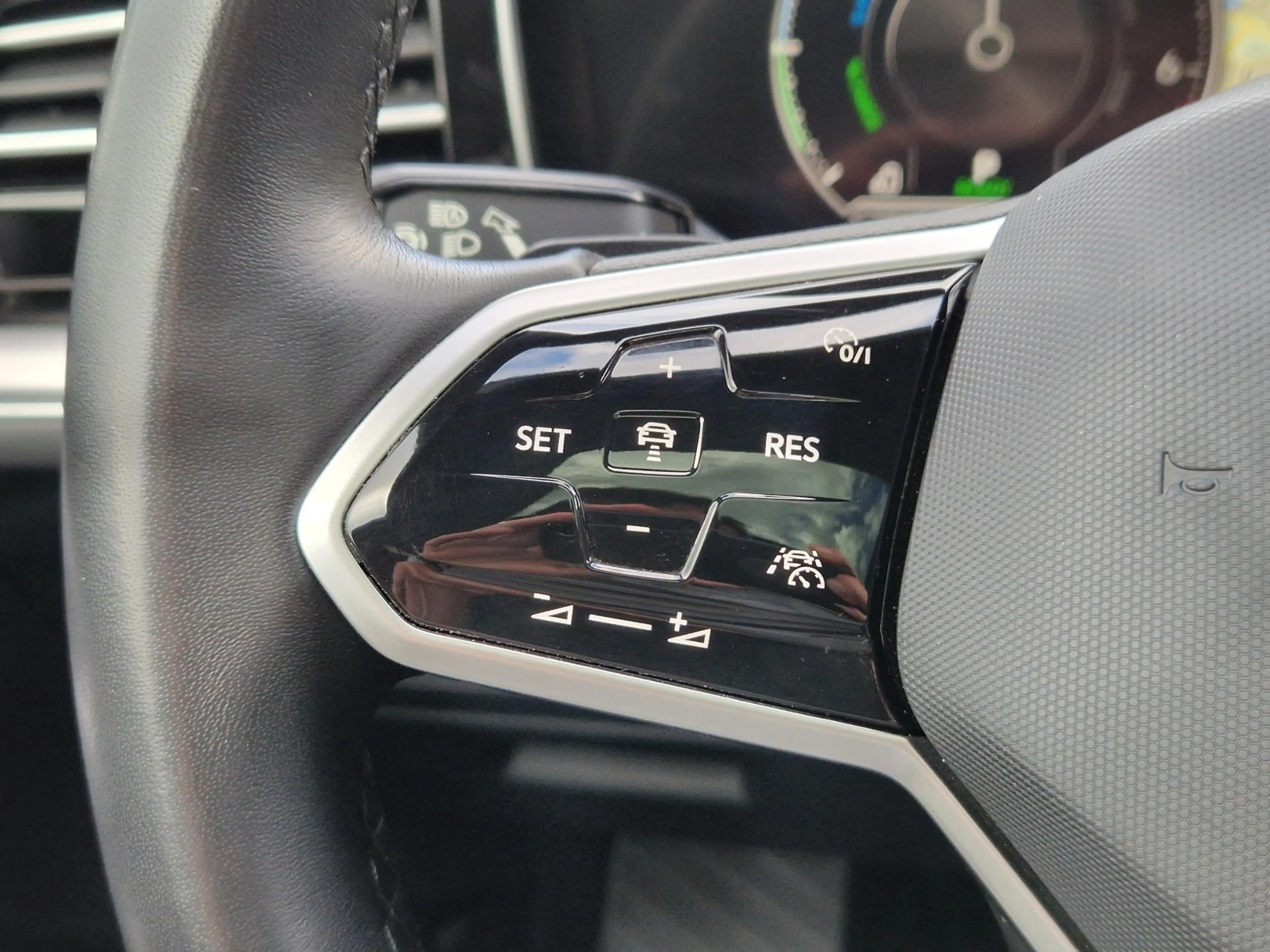 Volkswagen Touareg 3.0 TSi eHybrid 4MOTION PHEV LUCHTVERING TREKHAAK — photo 17