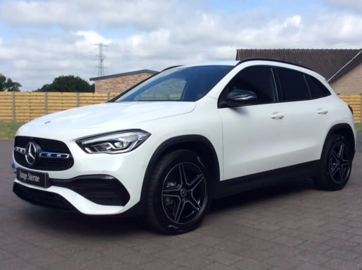 Mercedes-Benz GLA 200 AMG*Nightpakket*Trekhaak*Sfeerverl*3J WB*Dodehoek Blanco - 1