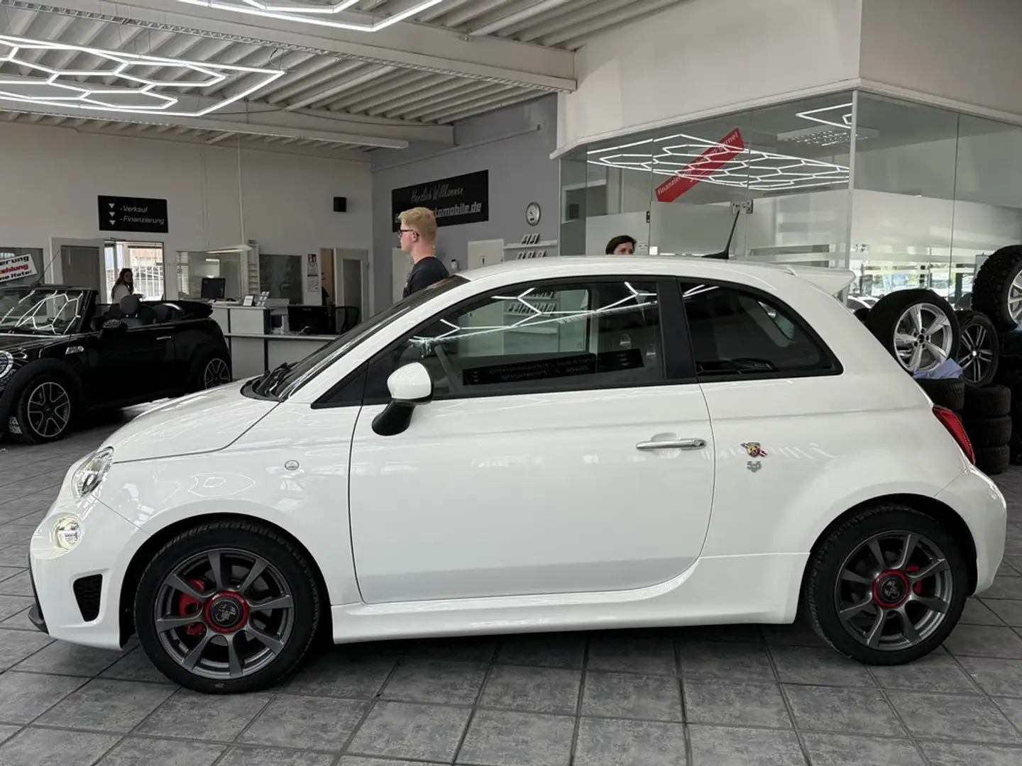 Abarth 595 1.4 T-Jet 16V aus 1.Hd,PDC,erst 20tkm,Navi Wit - 2