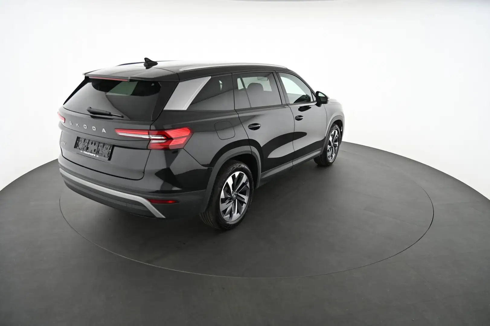 Skoda Kodiaq 1.5 TSI mHEV Selection 7-Sitzer Schwarz - 2
