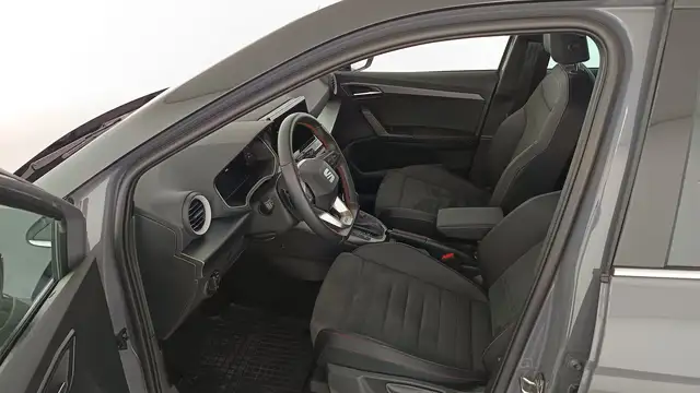 Seat Arona view 9