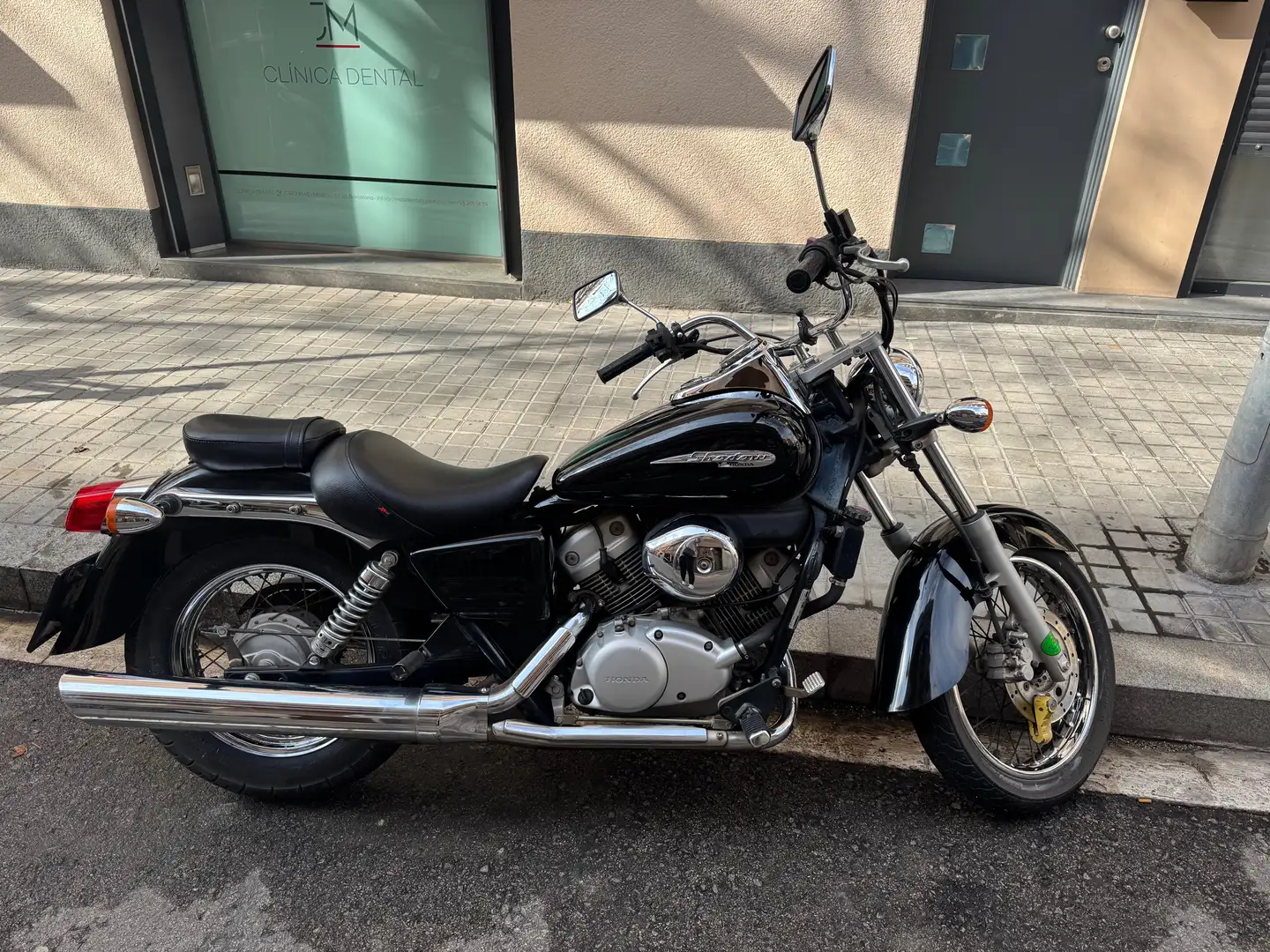 Honda VT 125 Noir - 2