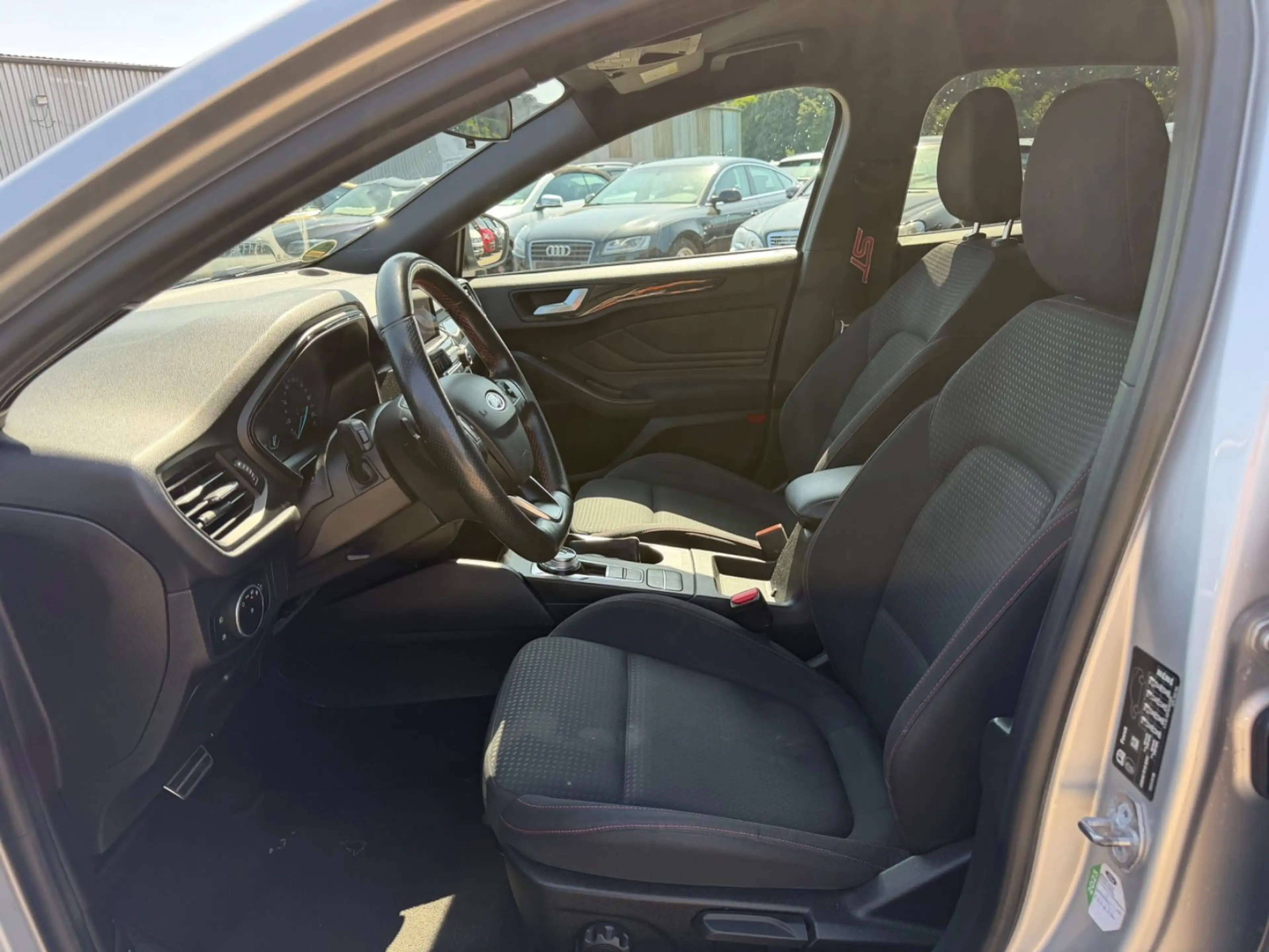 Ford Focus Turnier ST-Line/EURO6/TEMPO/LED/NAVI/KLIMA — photo 9