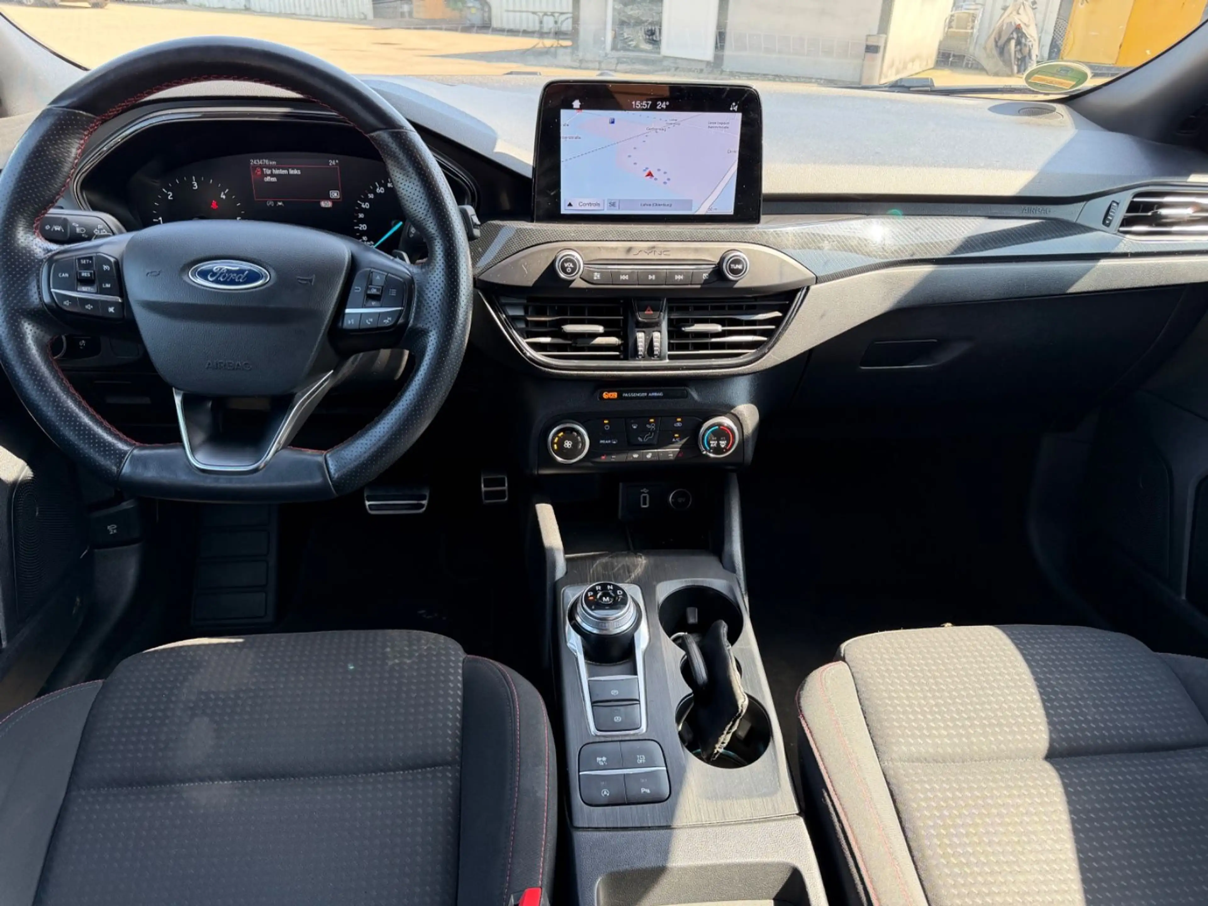 Ford Focus Turnier ST-Line/EURO6/TEMPO/LED/NAVI/KLIMA — photo 12