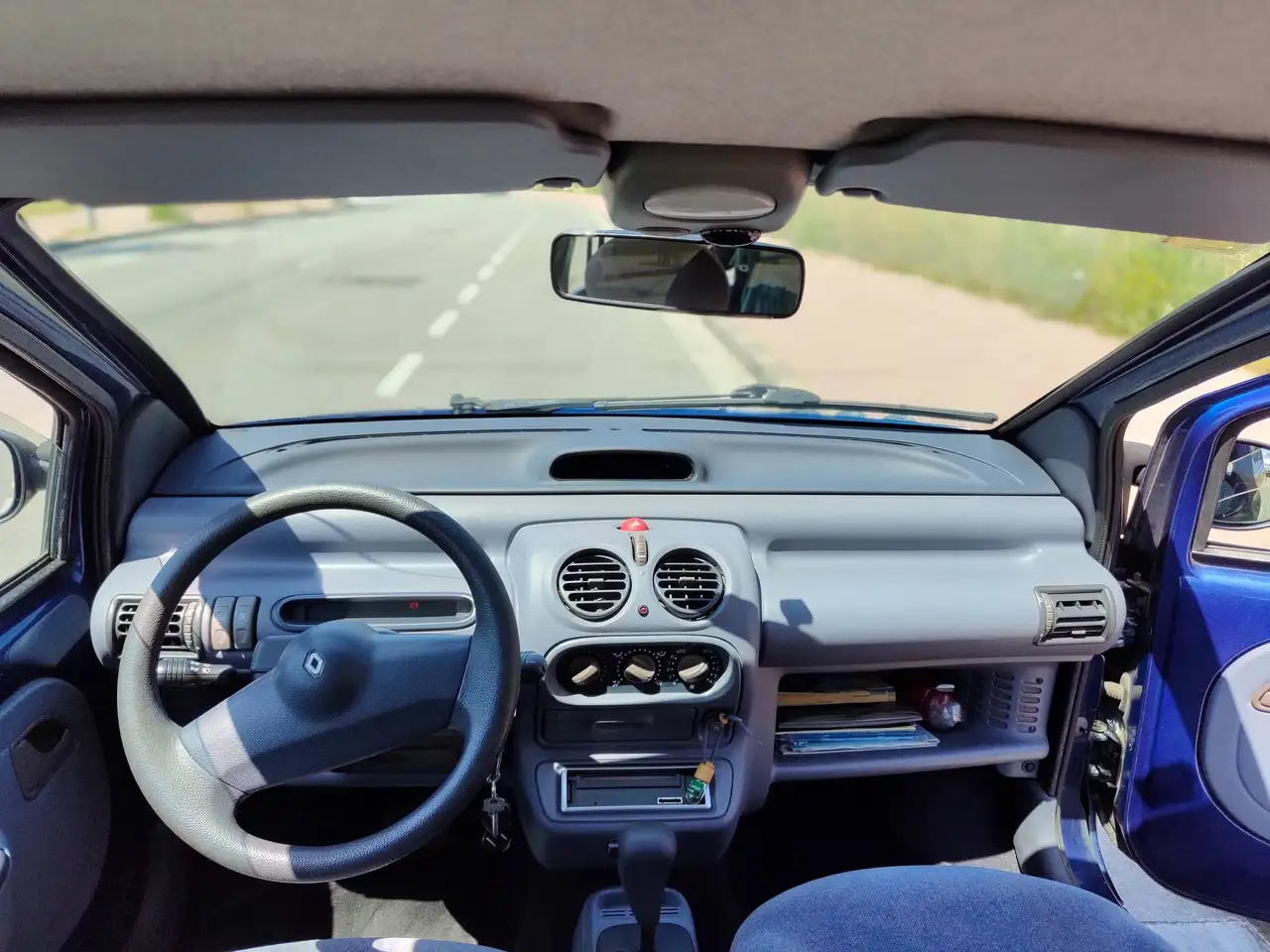 Renault Twingo 1.2i Matic, foto 11
