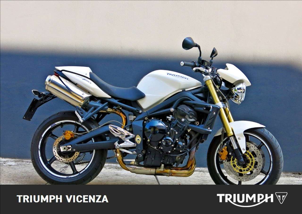 Triumph Street Triple 675