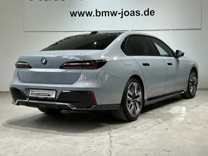 Annonce voiture d'occasion BMW i7 - CARADIZE