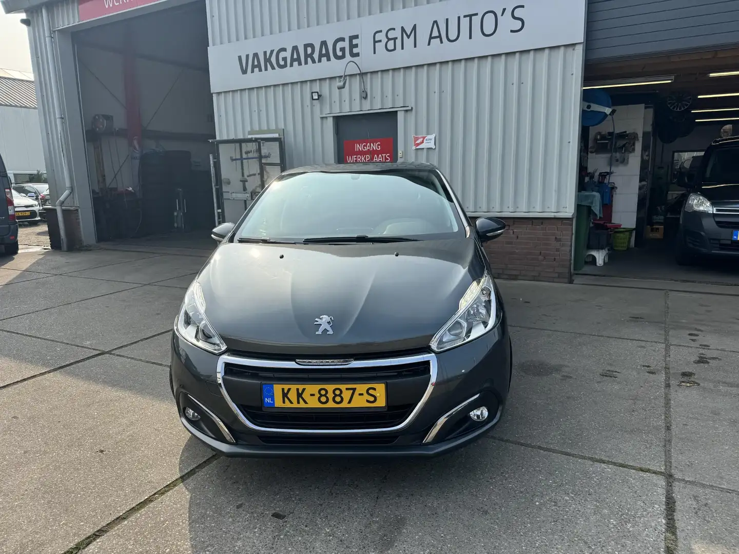 Peugeot 208 1.2 PureTech Blue Lion Grey - 2
