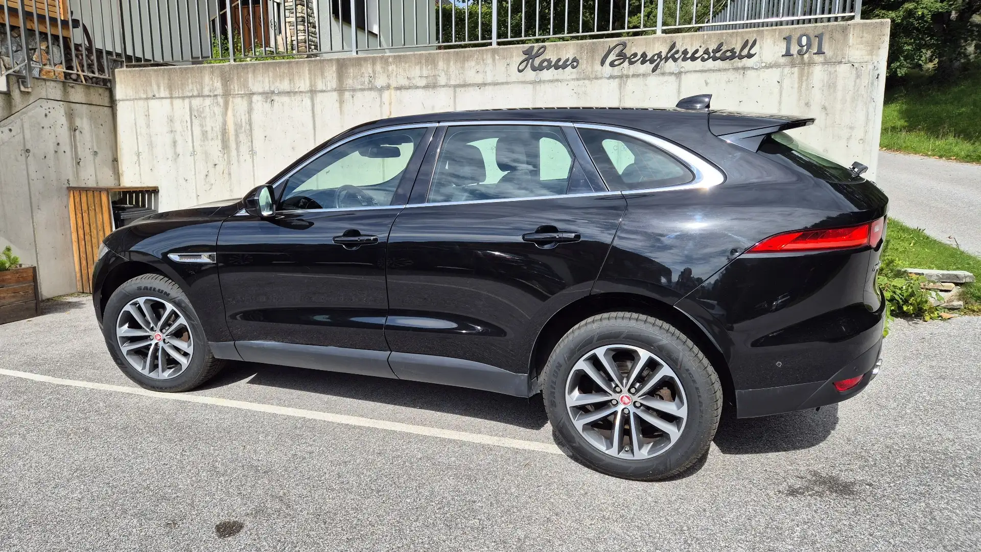 Jaguar F-Pace 20d AWD Prestige Aut. - 2