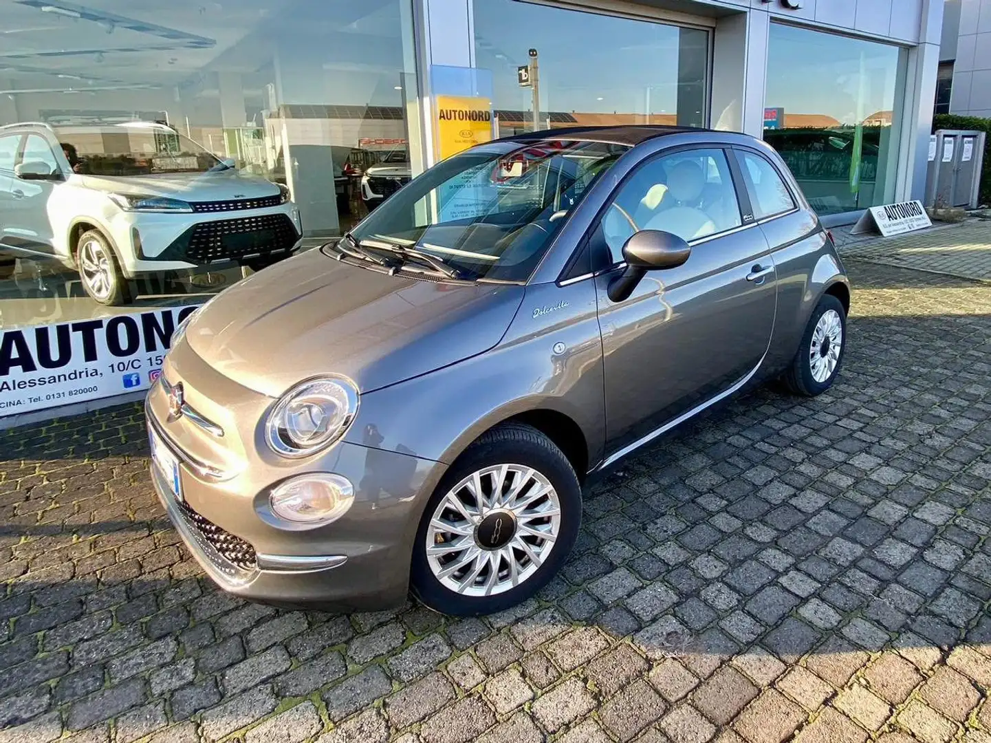 Fiat 500C 500C 1.0 hybrid Dolcevita 70cv Grau - 1