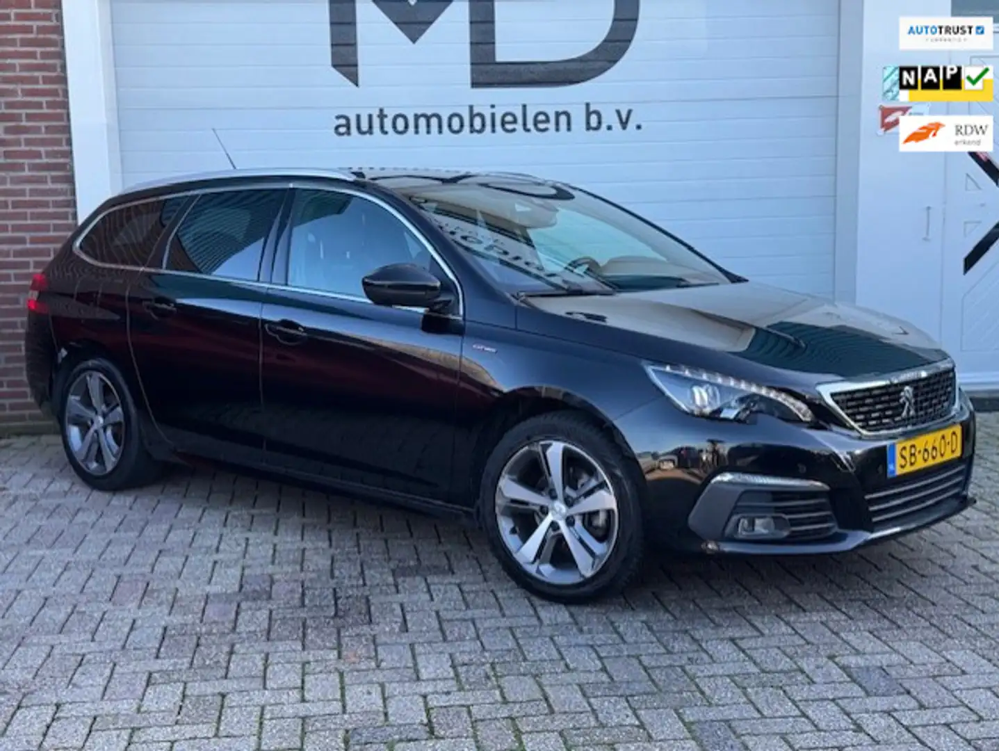 Peugeot 308 SW 1.2 GT-line - 1e eigenaar - Panorama dak -LED Schwarz - 1