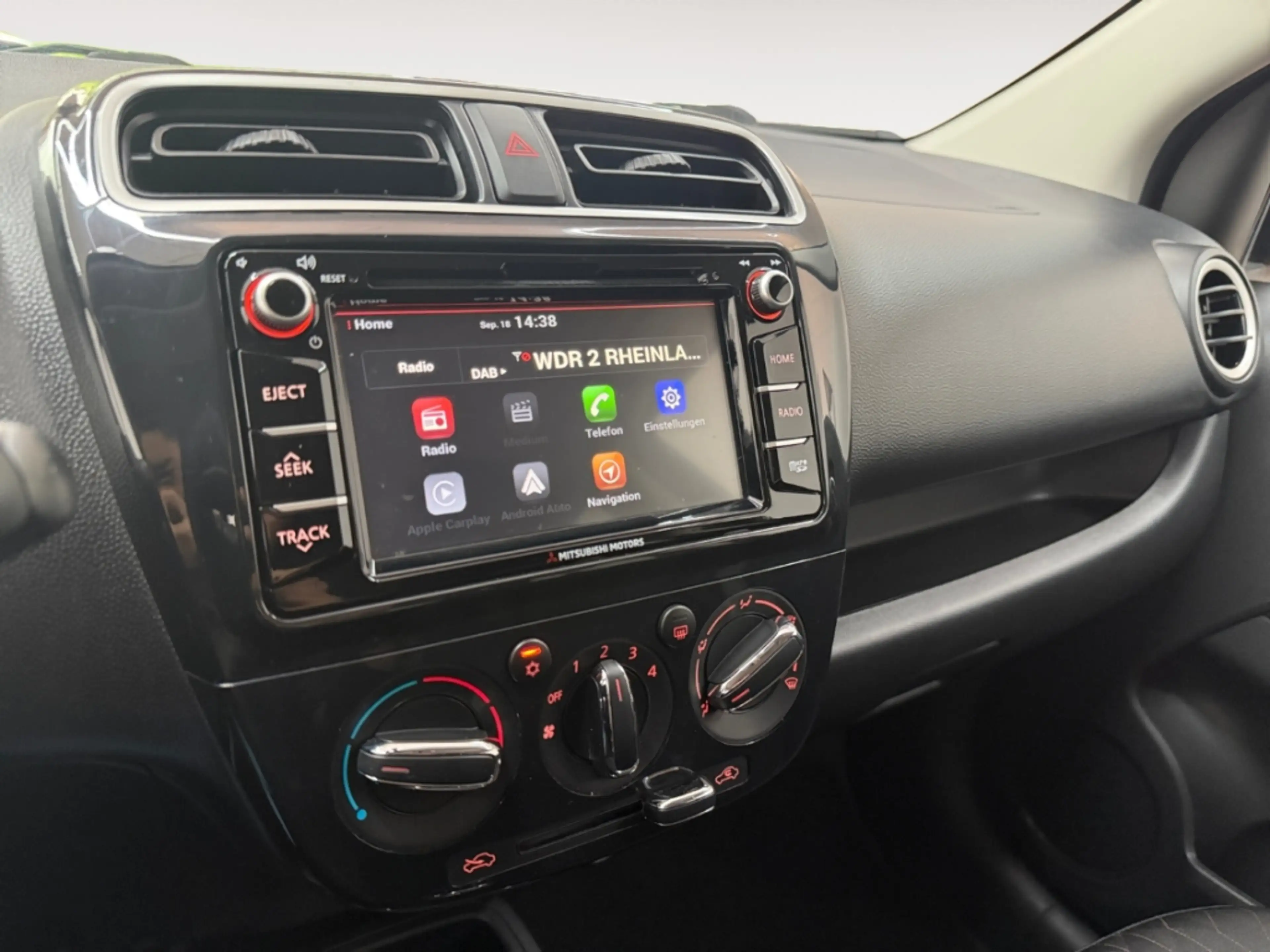Mitsubishi Space Star Spirit+ NAV SITZ.HZG TEMPOMAT APPLE/ANDROID ALU BL — photo 10