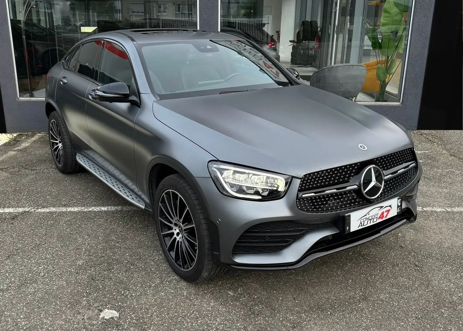 Mercedes-Benz GLC 300 Coupé de 9G-Tronic 4Matic Business Line Gris - 1