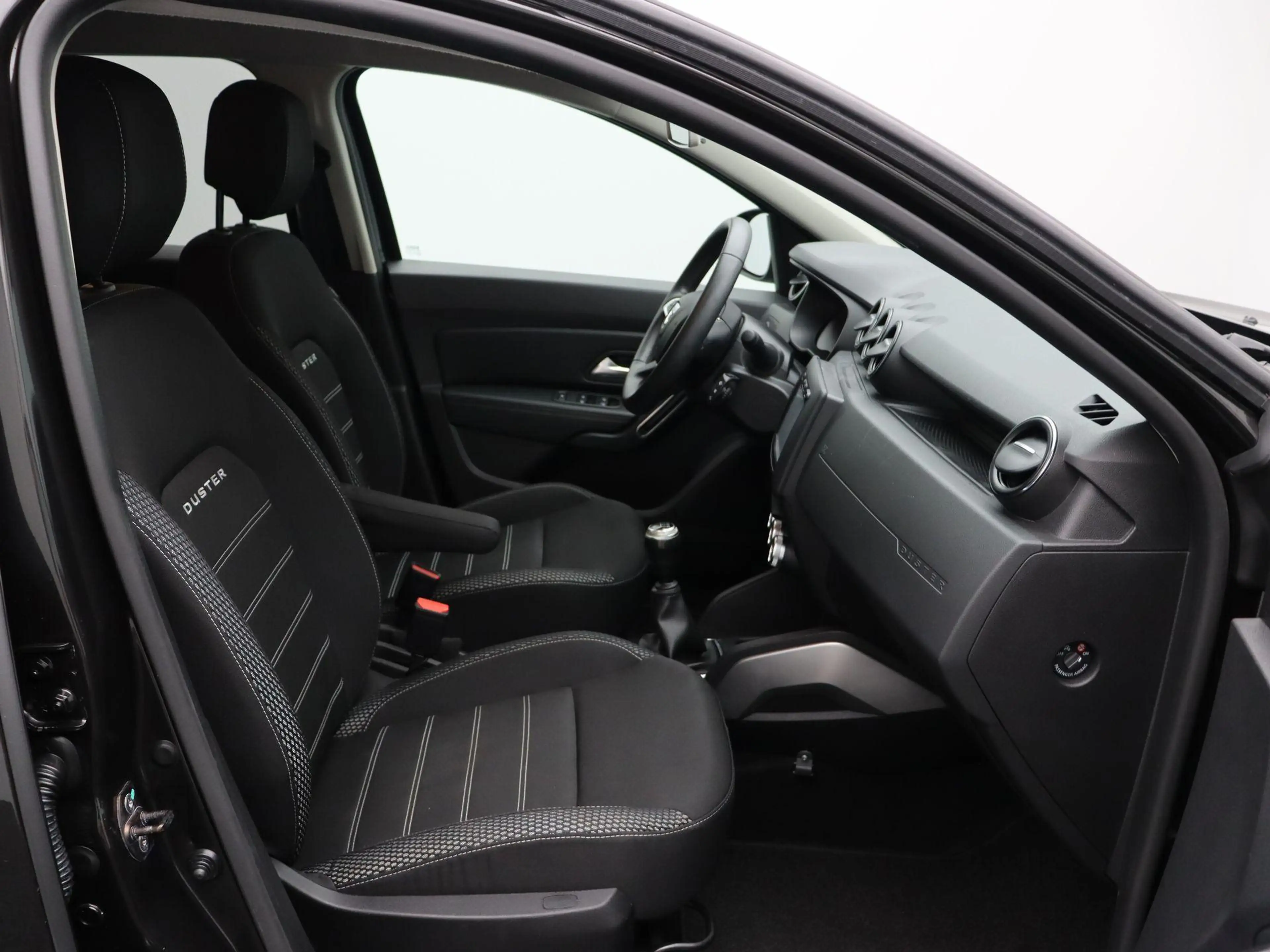 Dacia Duster TCe 125pk Prestige | Bullbar | Navigatie | Cruise — photo 14
