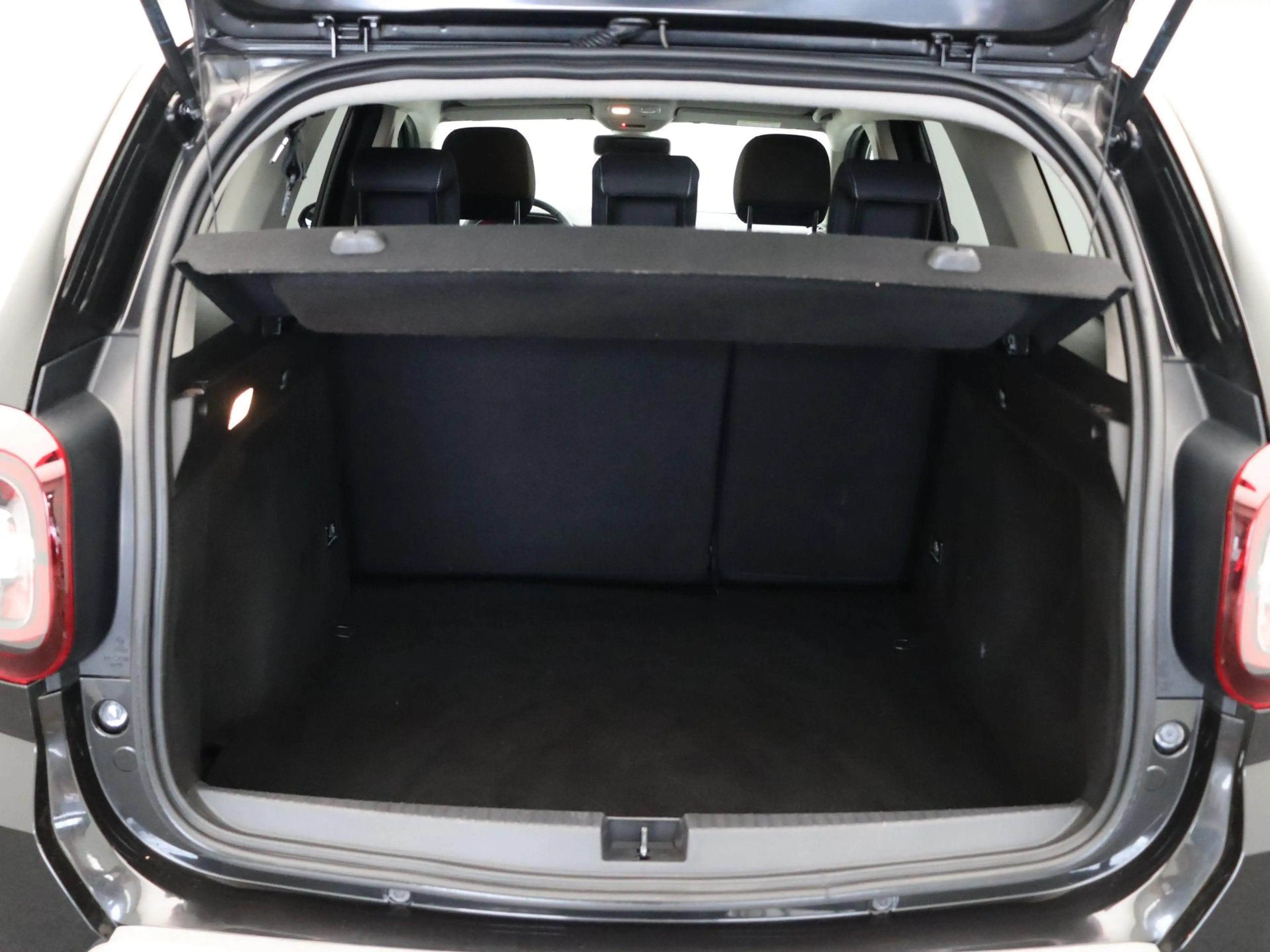 Dacia Duster TCe 125pk Prestige | Bullbar | Navigatie | Cruise — photo 15