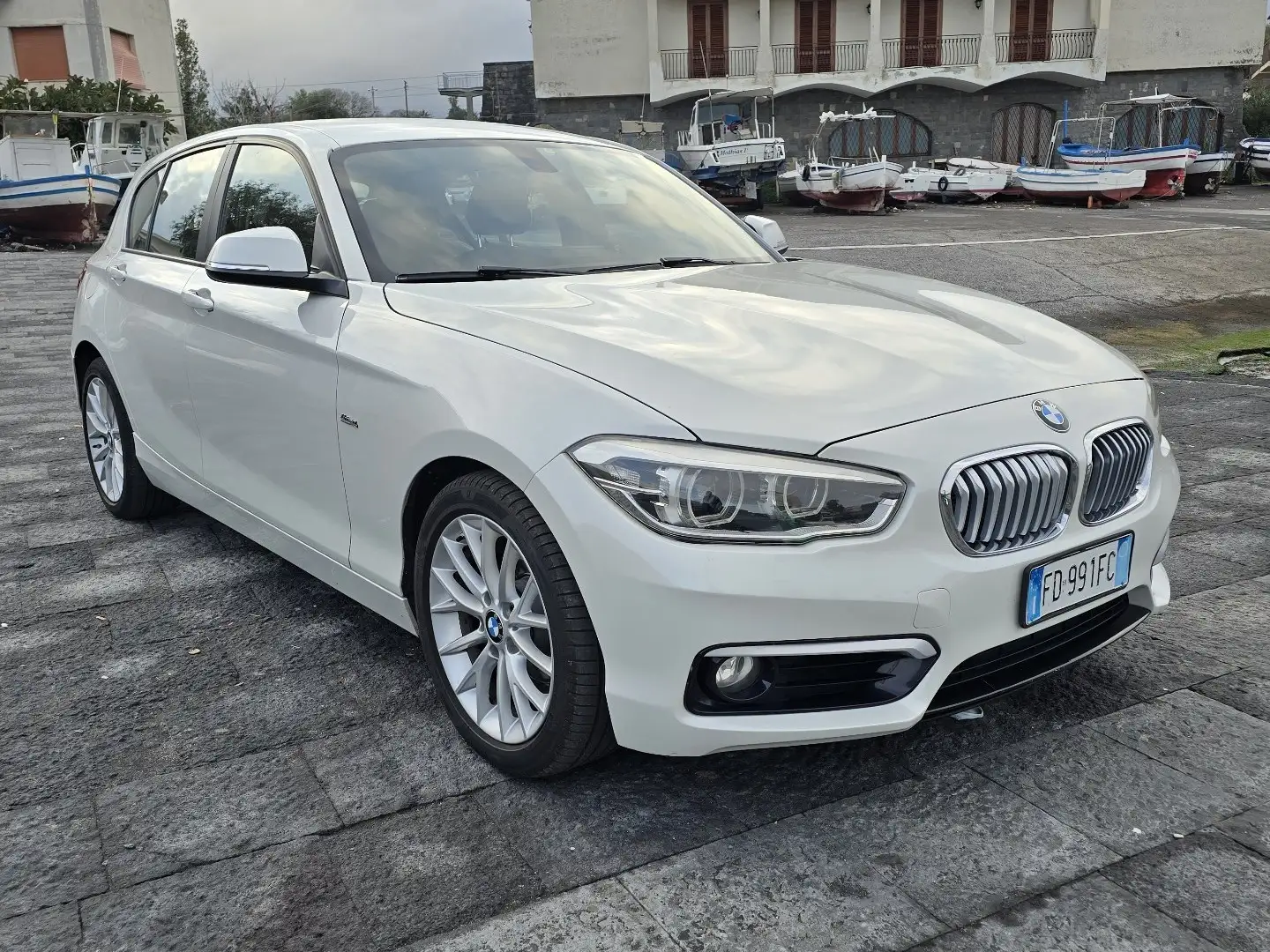 BMW 118 Urban Bianco - 1