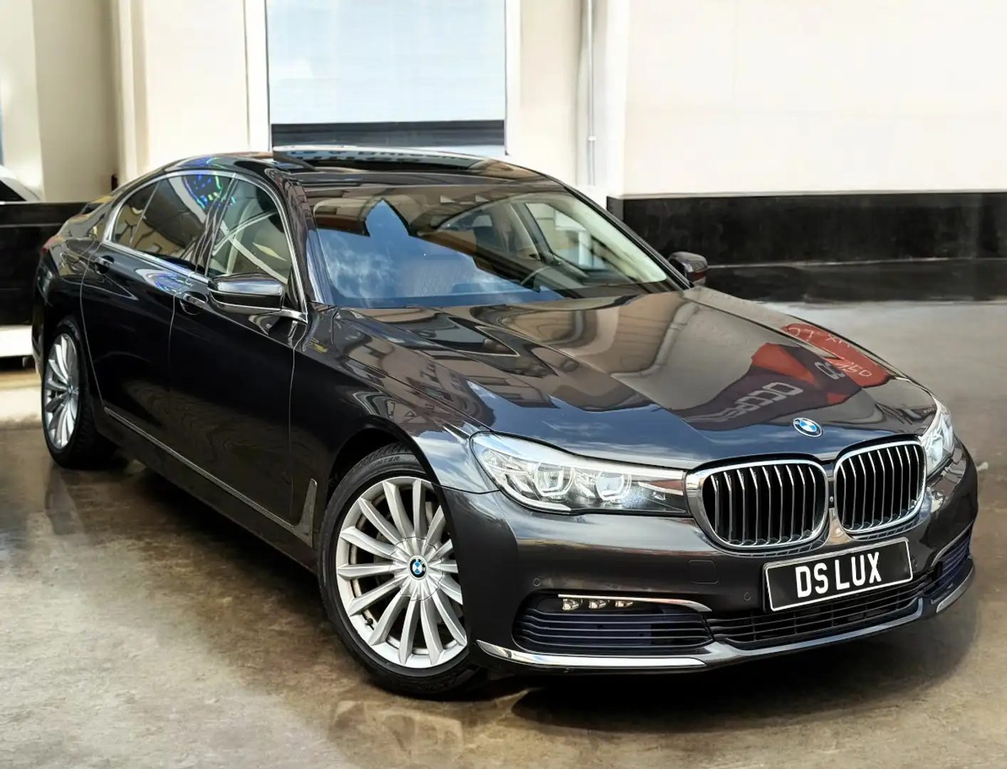 BMW 730 LD XDRIVE // LED // PANO // MASSAGE Gris - 1