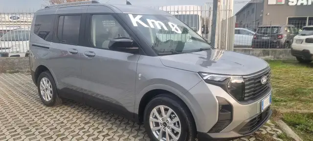 Ford Tourneo Courier Titanium