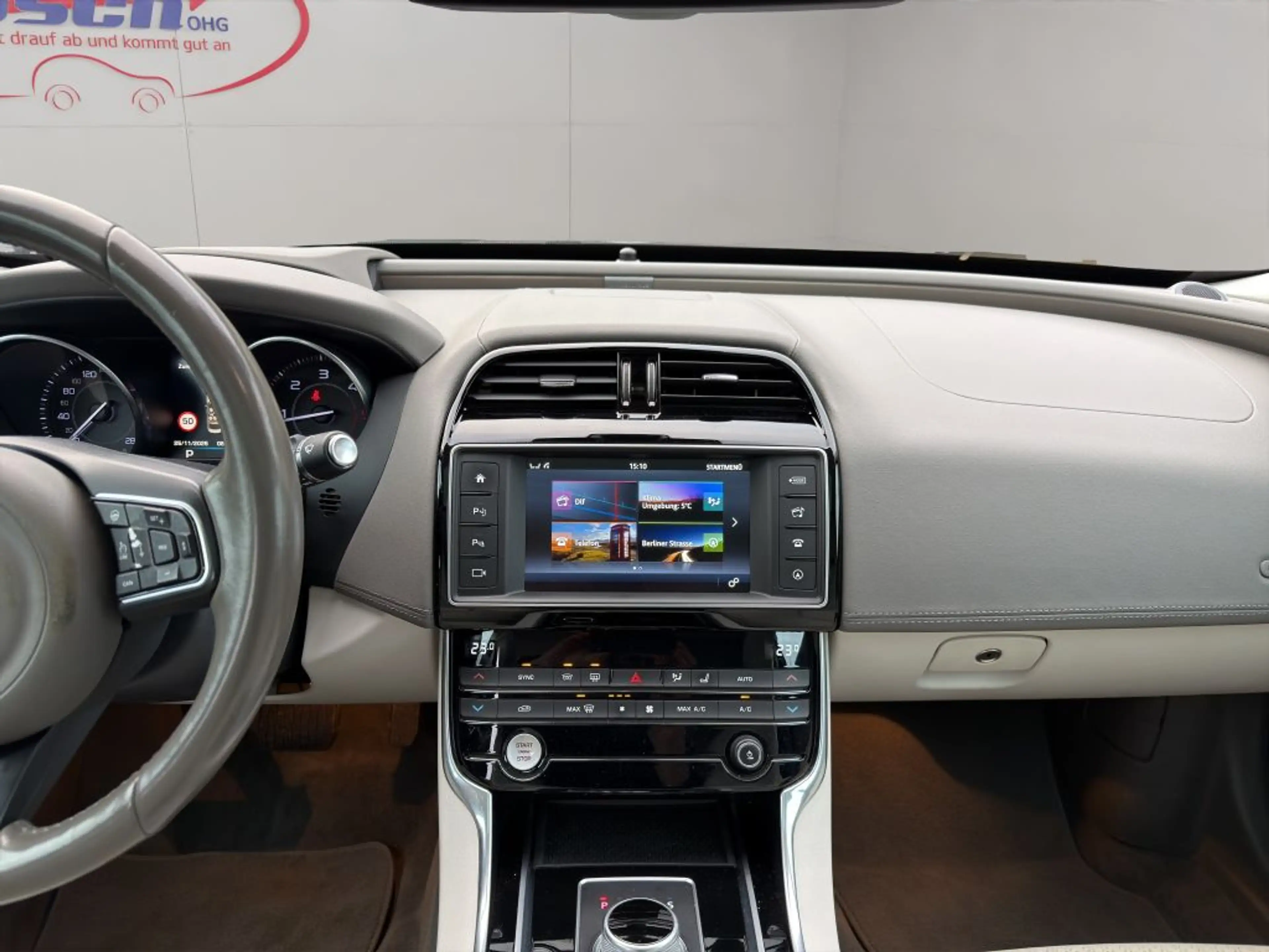 Jaguar XE 20d Aut. Portfolio — photo 9